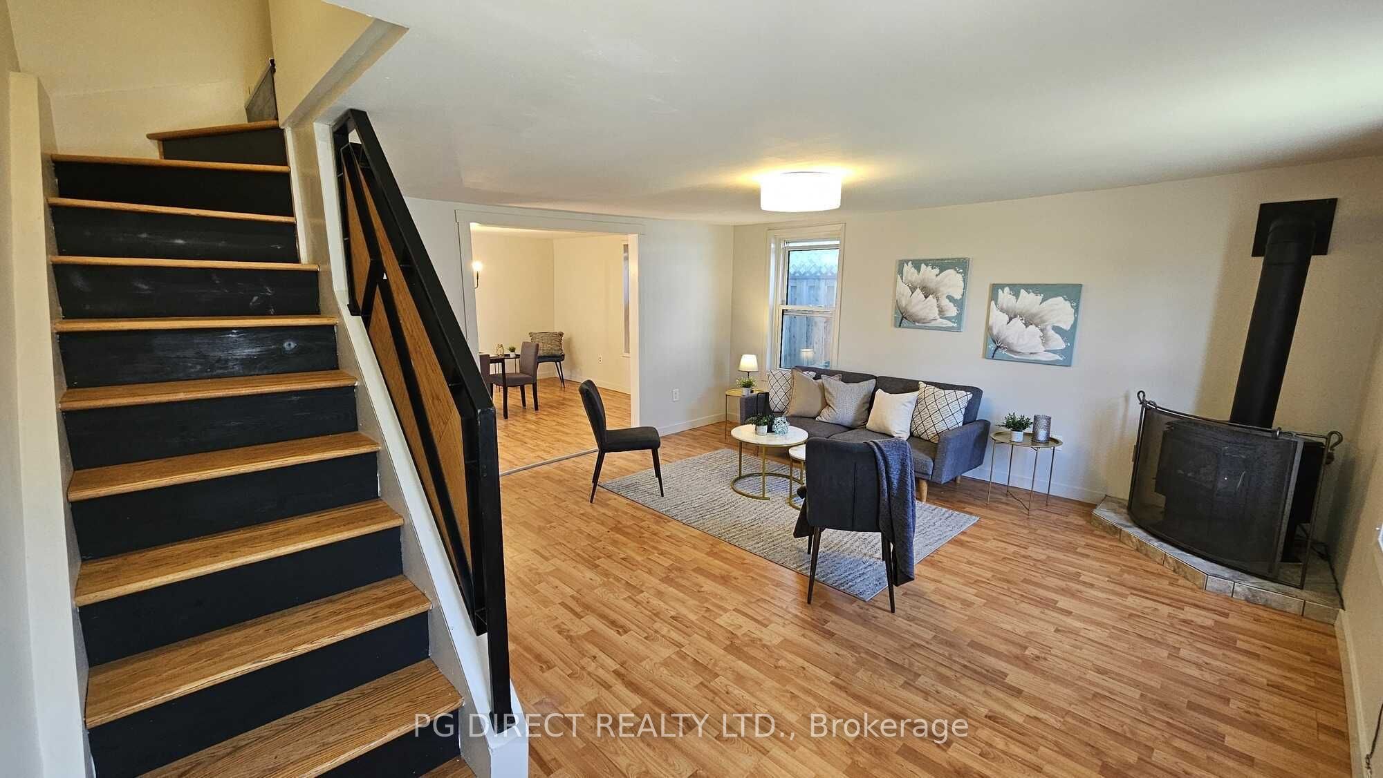 436 Bleecker Avenue Property Photo 2