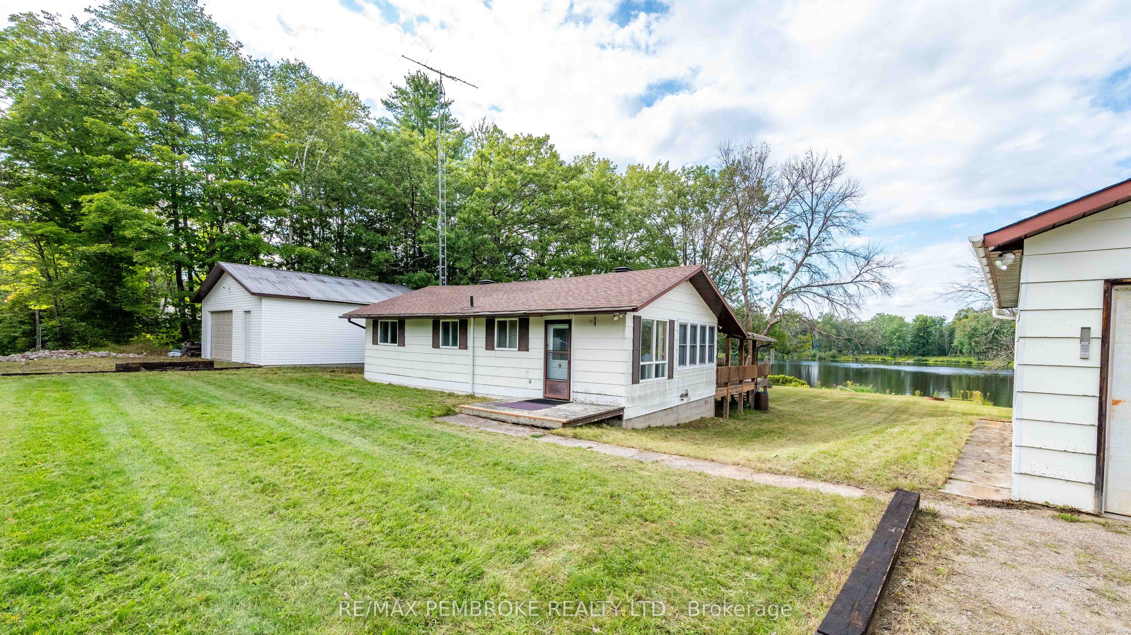 69 Sinkhole Trail Property Photo 6