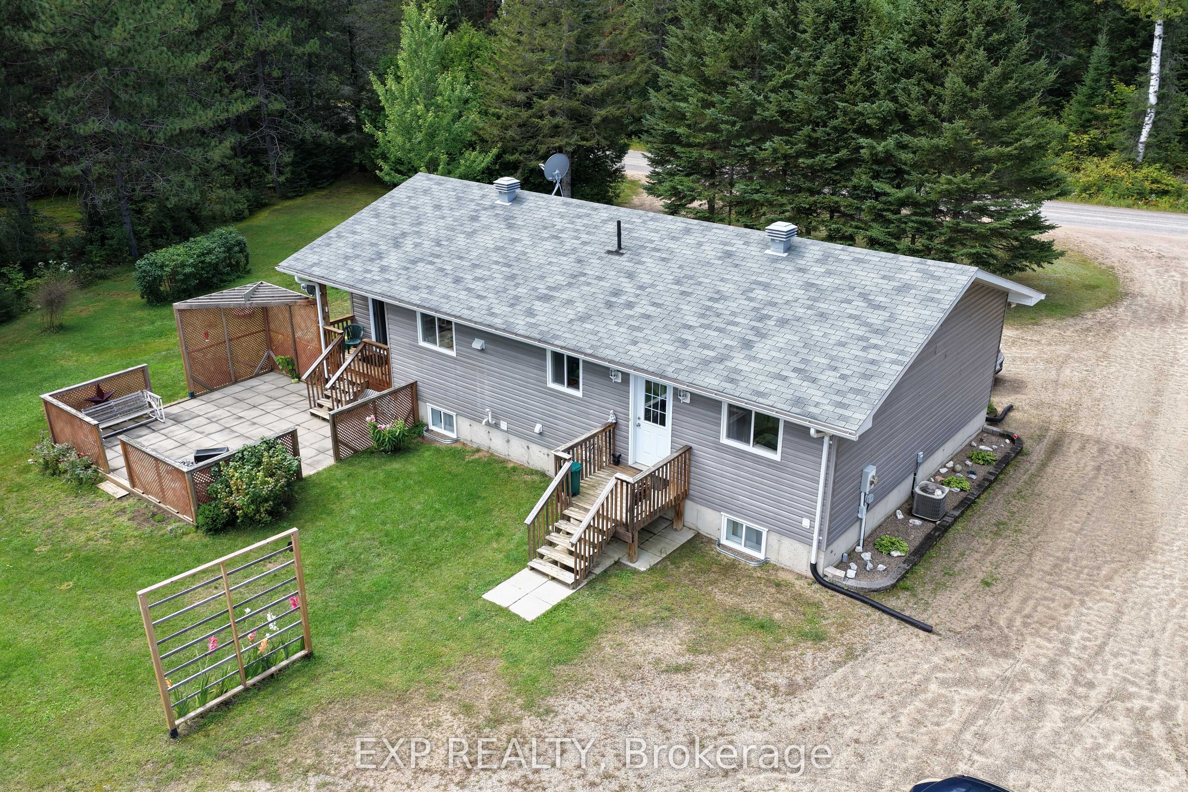 716 Cybulski Road Property Photo 1