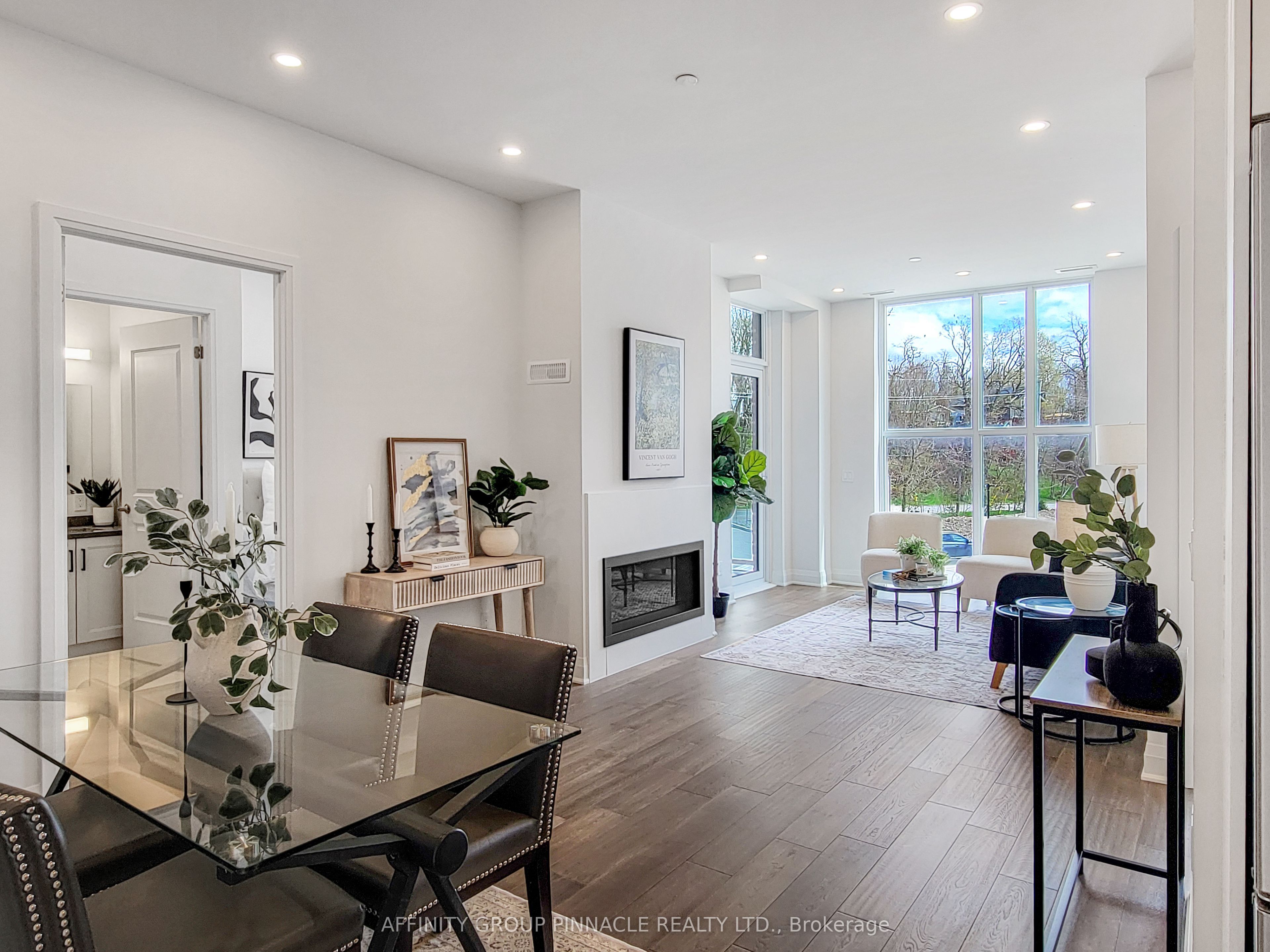 99 Louisa Street 201 Property Photo 5