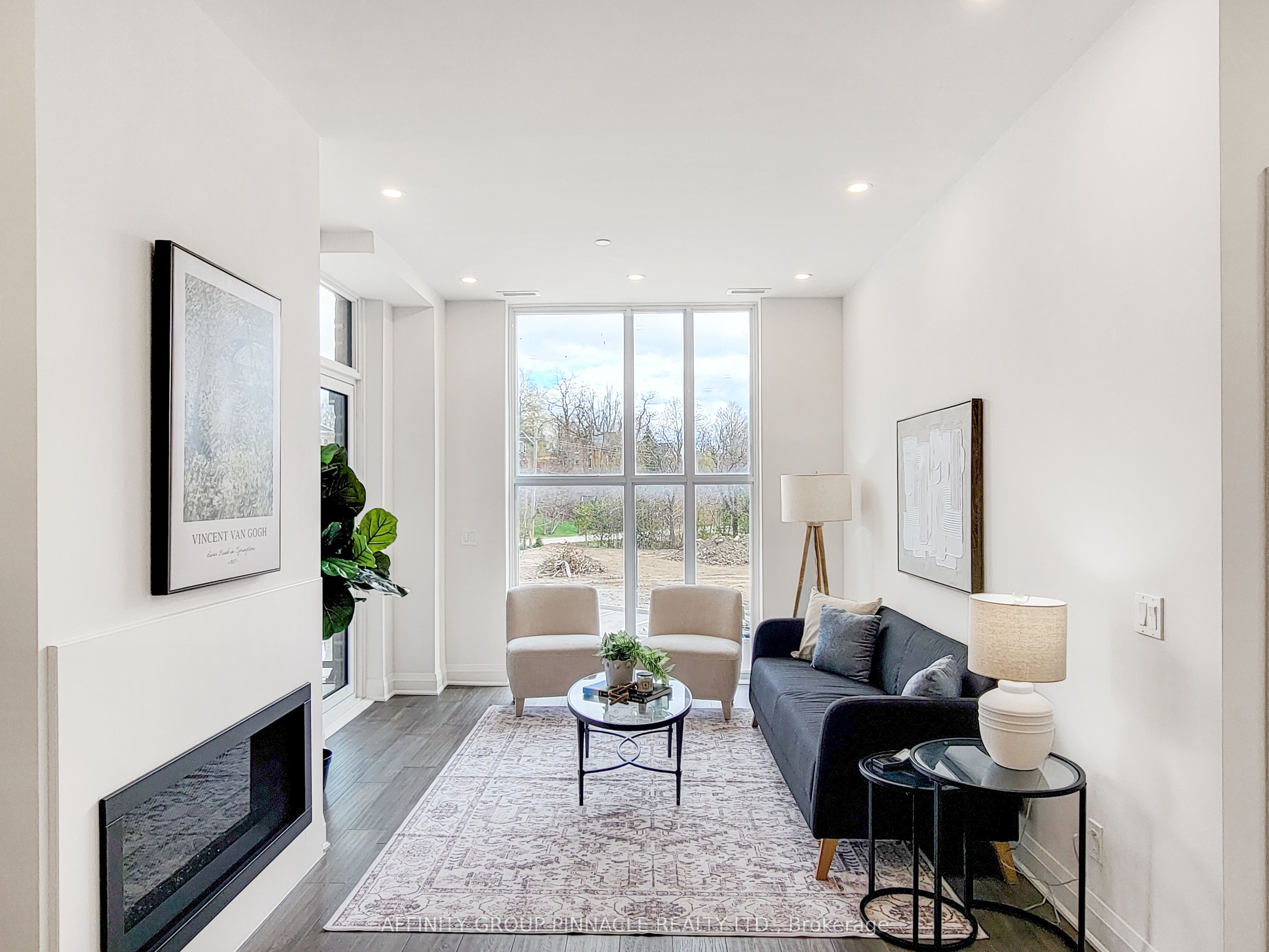 99 Louisa Street 201 Property Photo 11