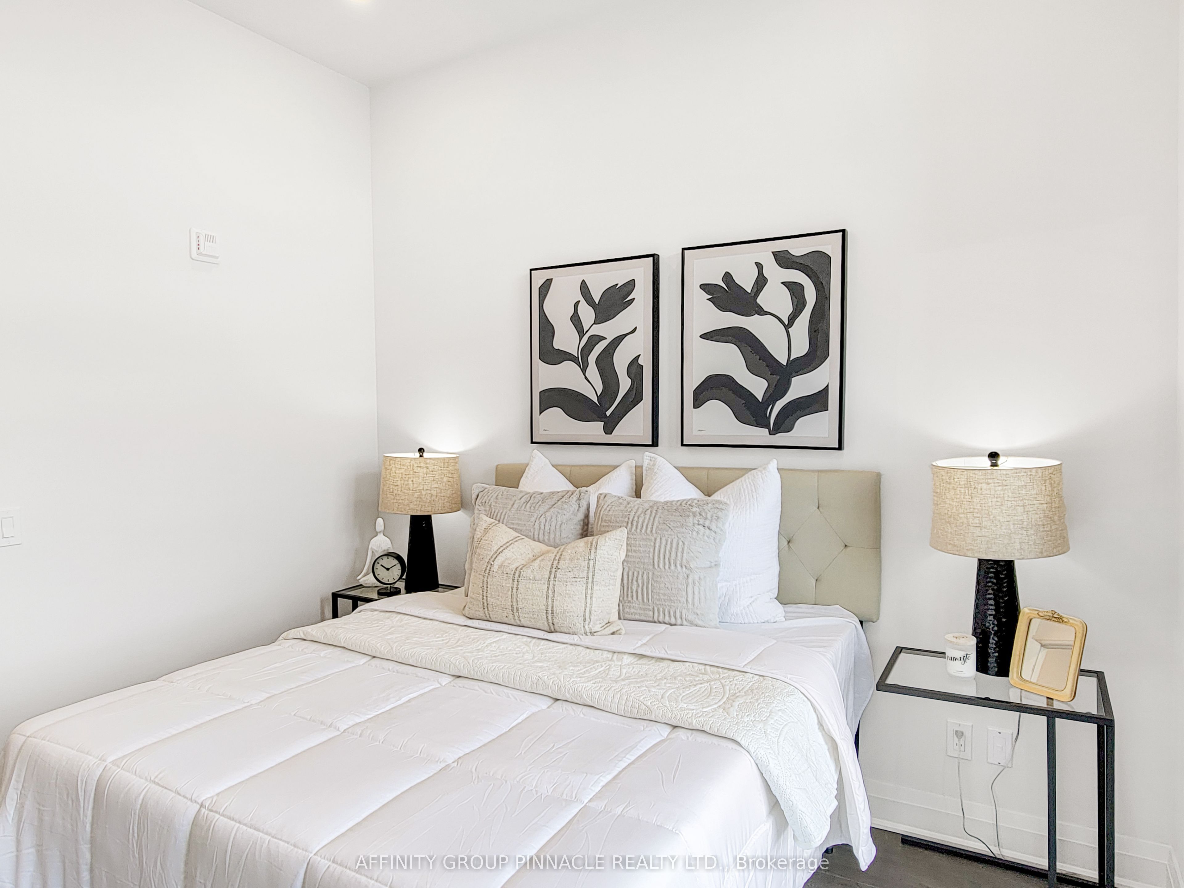 99 Louisa Street 201 Property Photo 15