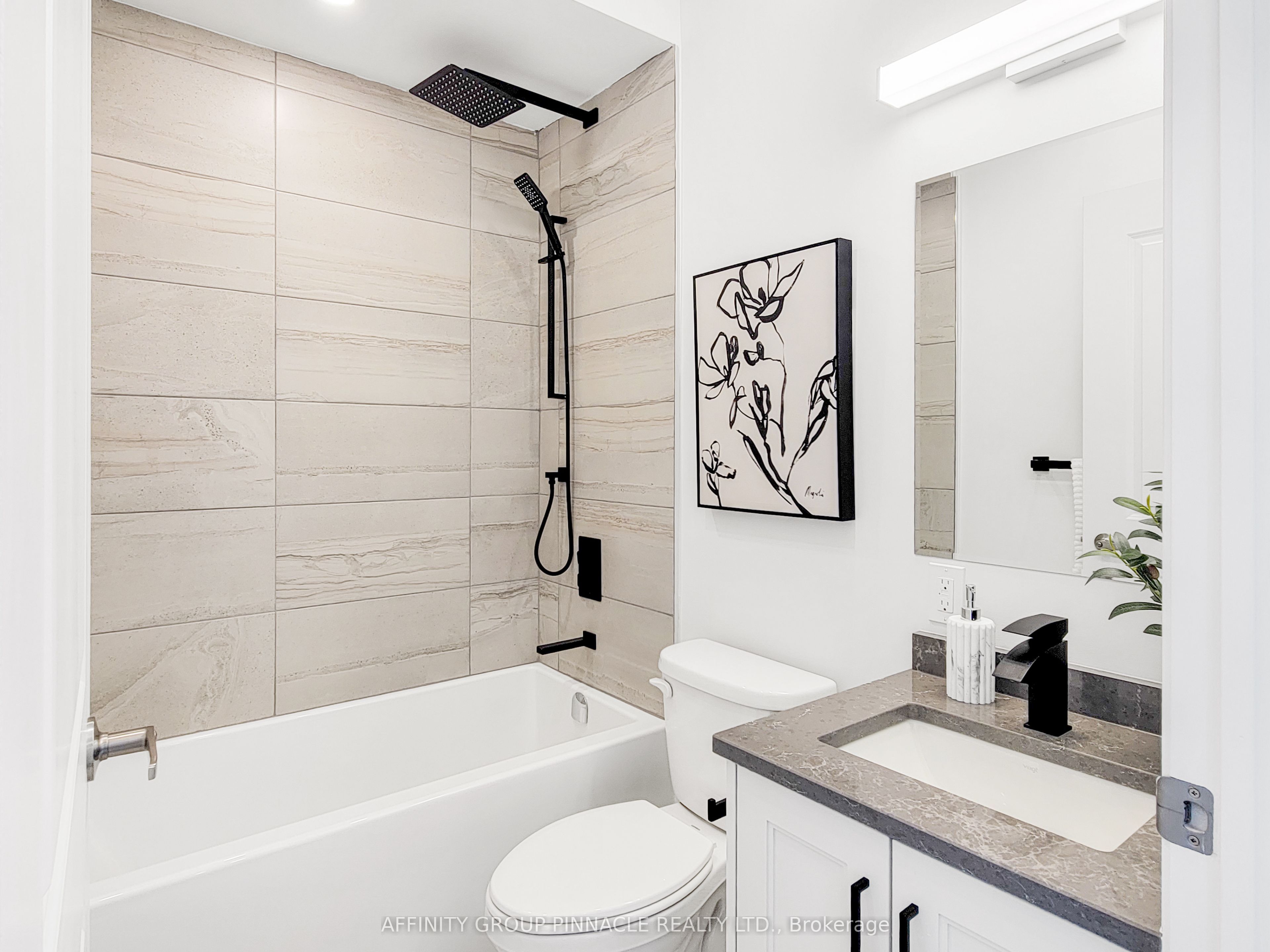 99 Louisa Street 201 Property Photo 24