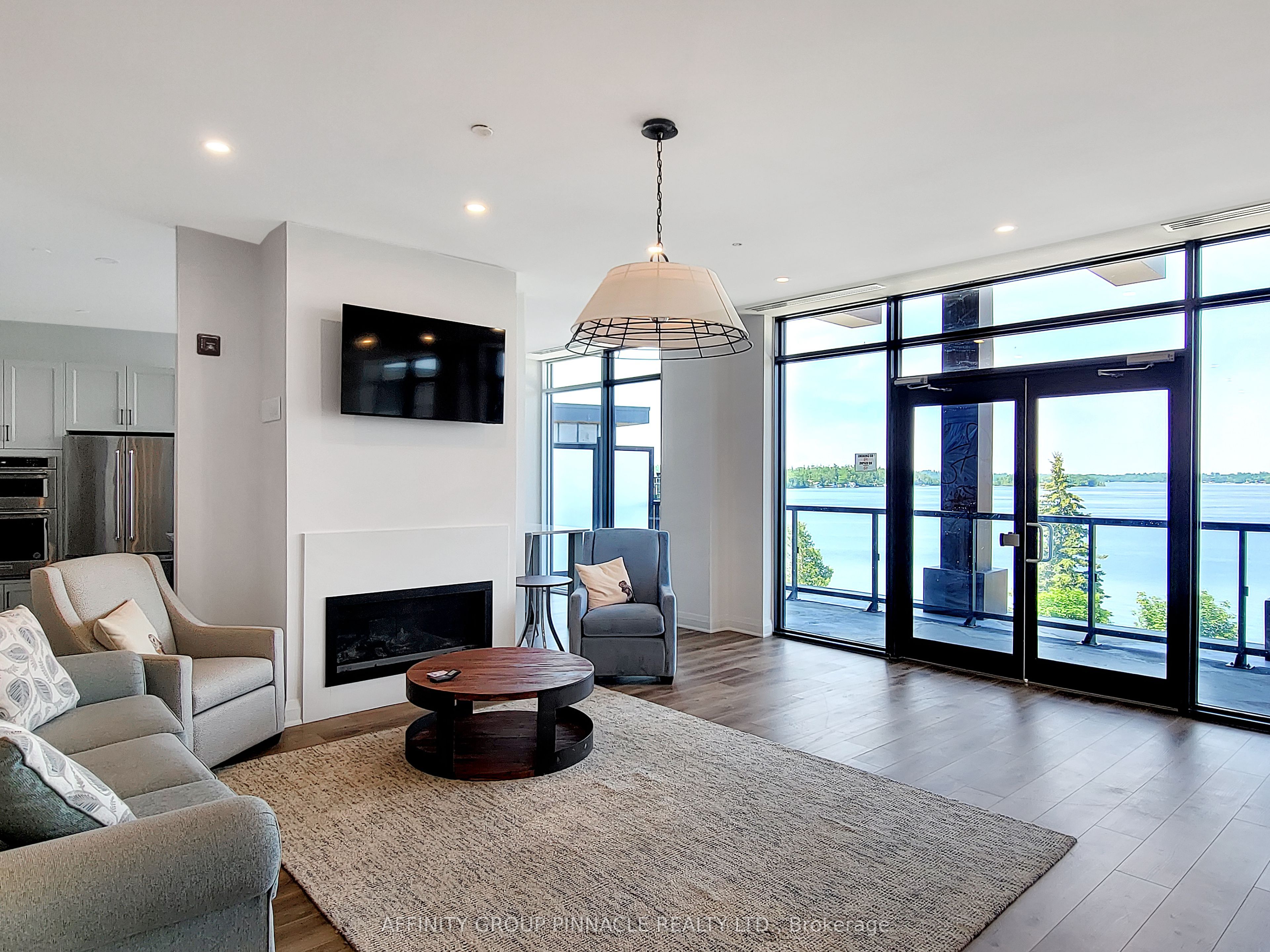 99 Louisa Street 201 Property Photo 37