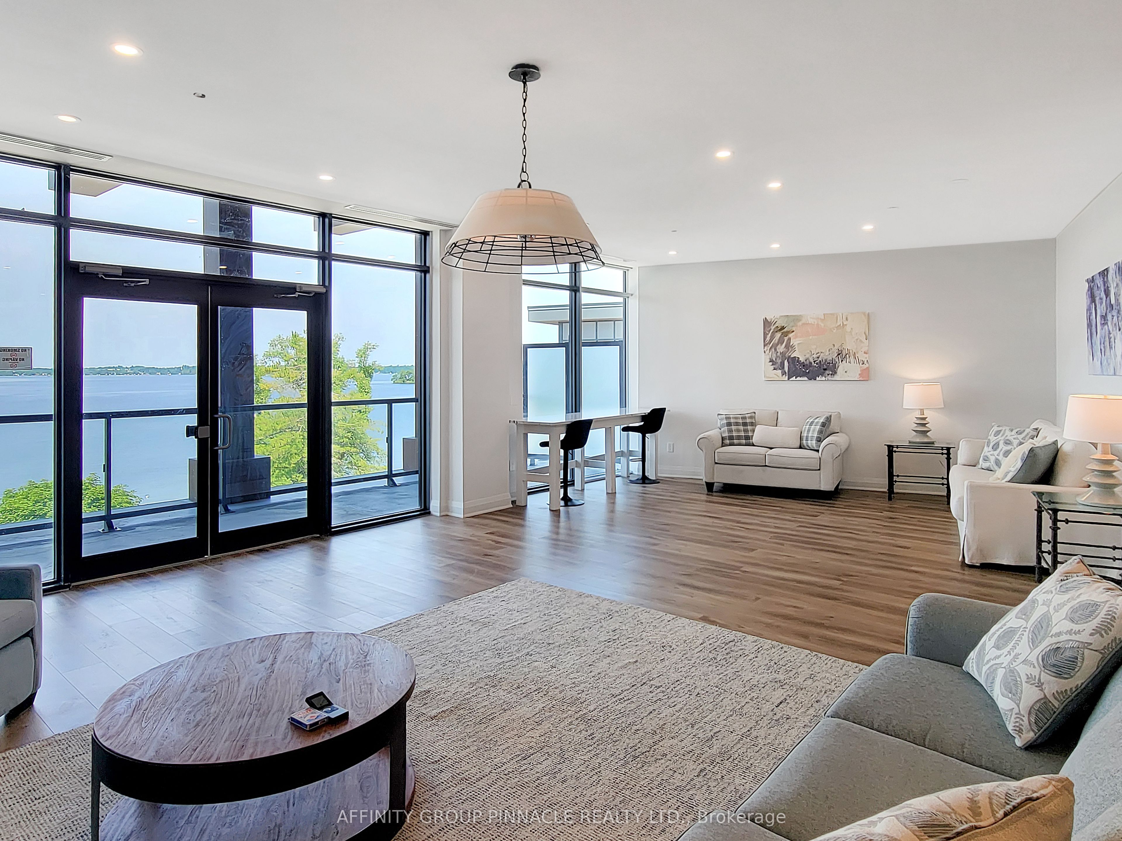 99 Louisa Street 201 Property Photo 41