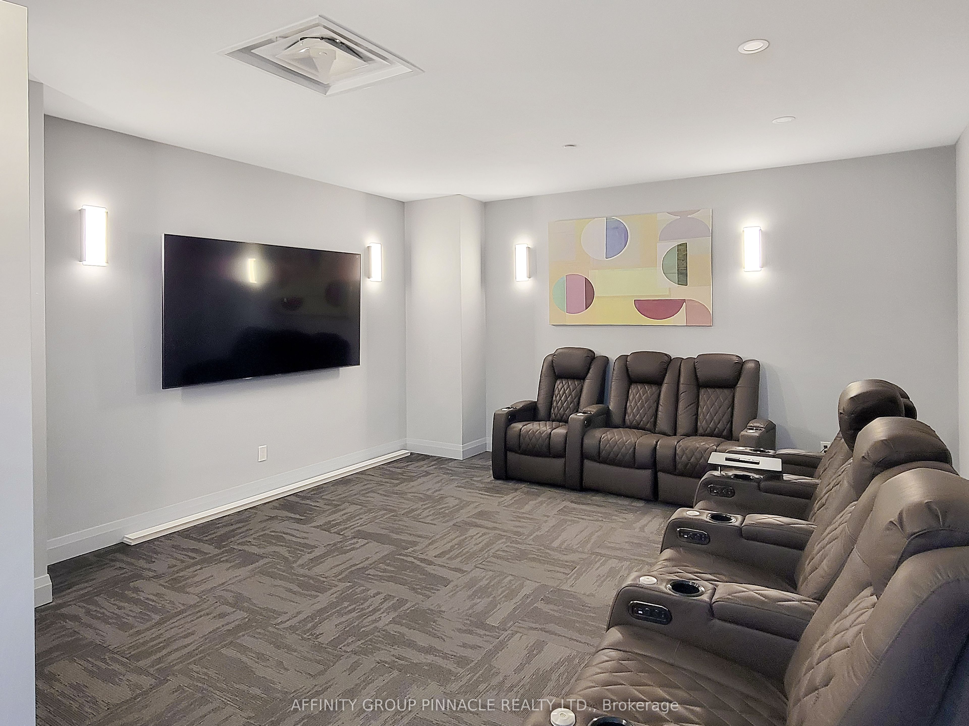 99 Louisa Street 201 Property Photo 42