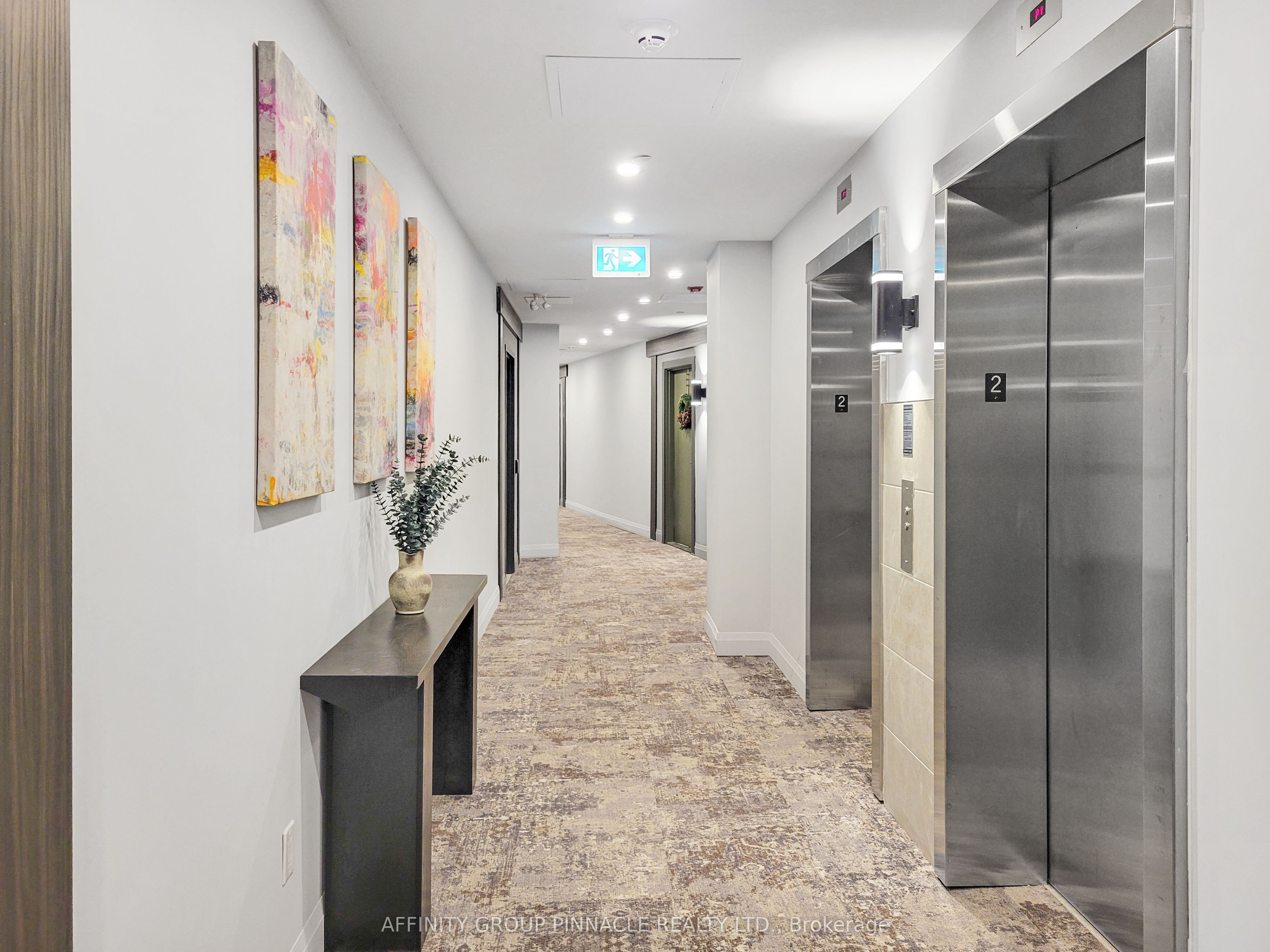 99 Louisa Street 201 Property Photo 45