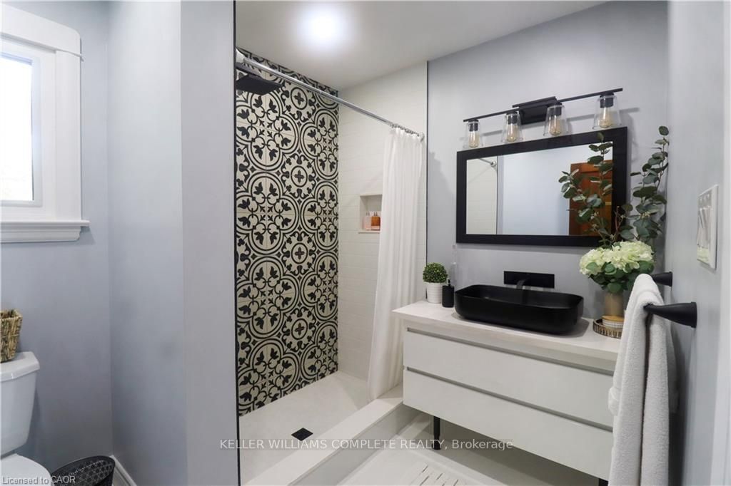 1429 Highway #8 Road Property Photo 19