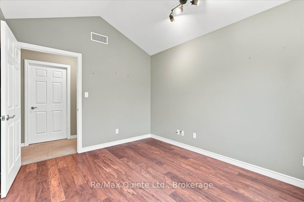 X13742946 Property Photo 7