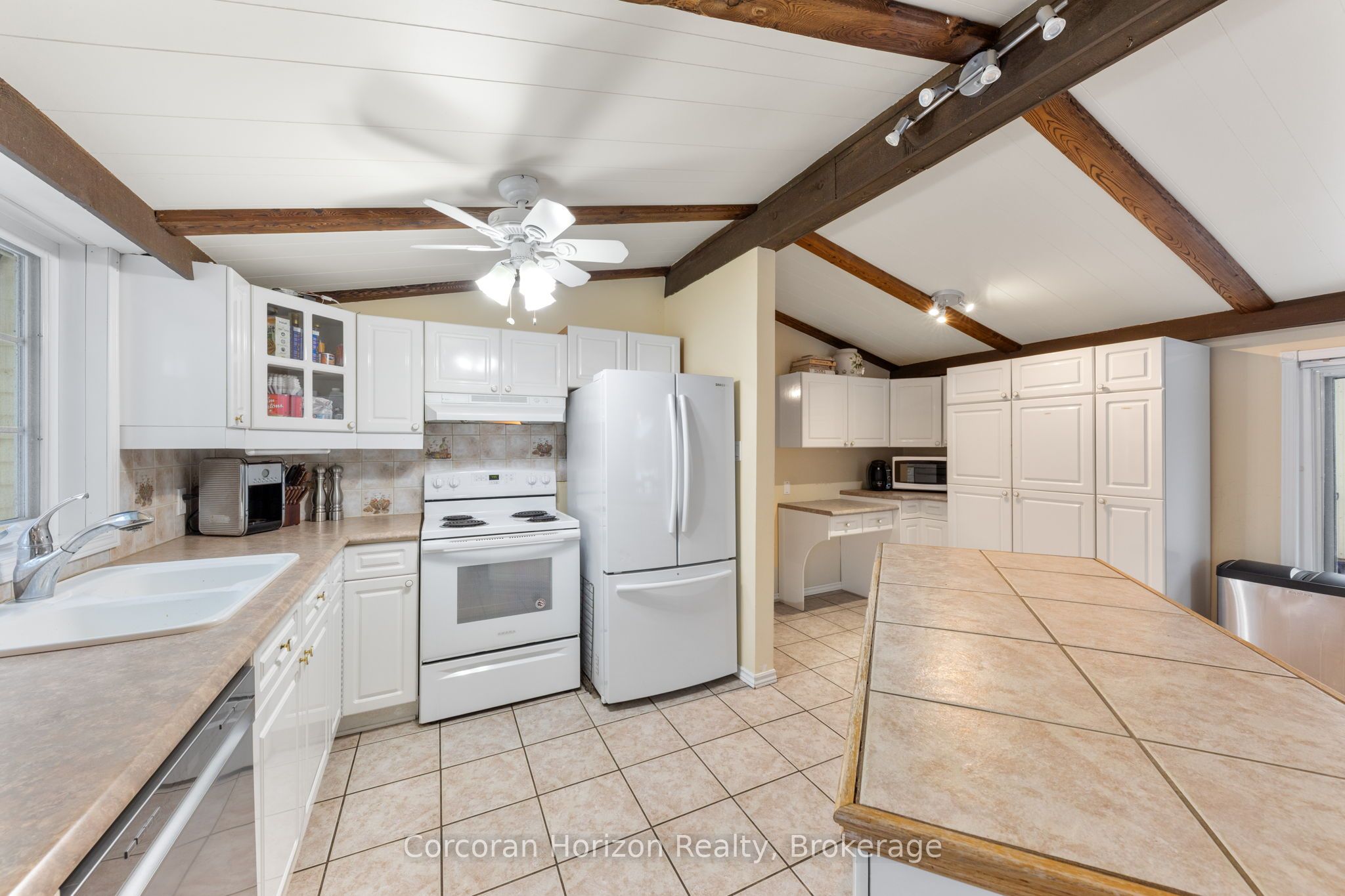 112 Heath Valley Trail Property Photo 20