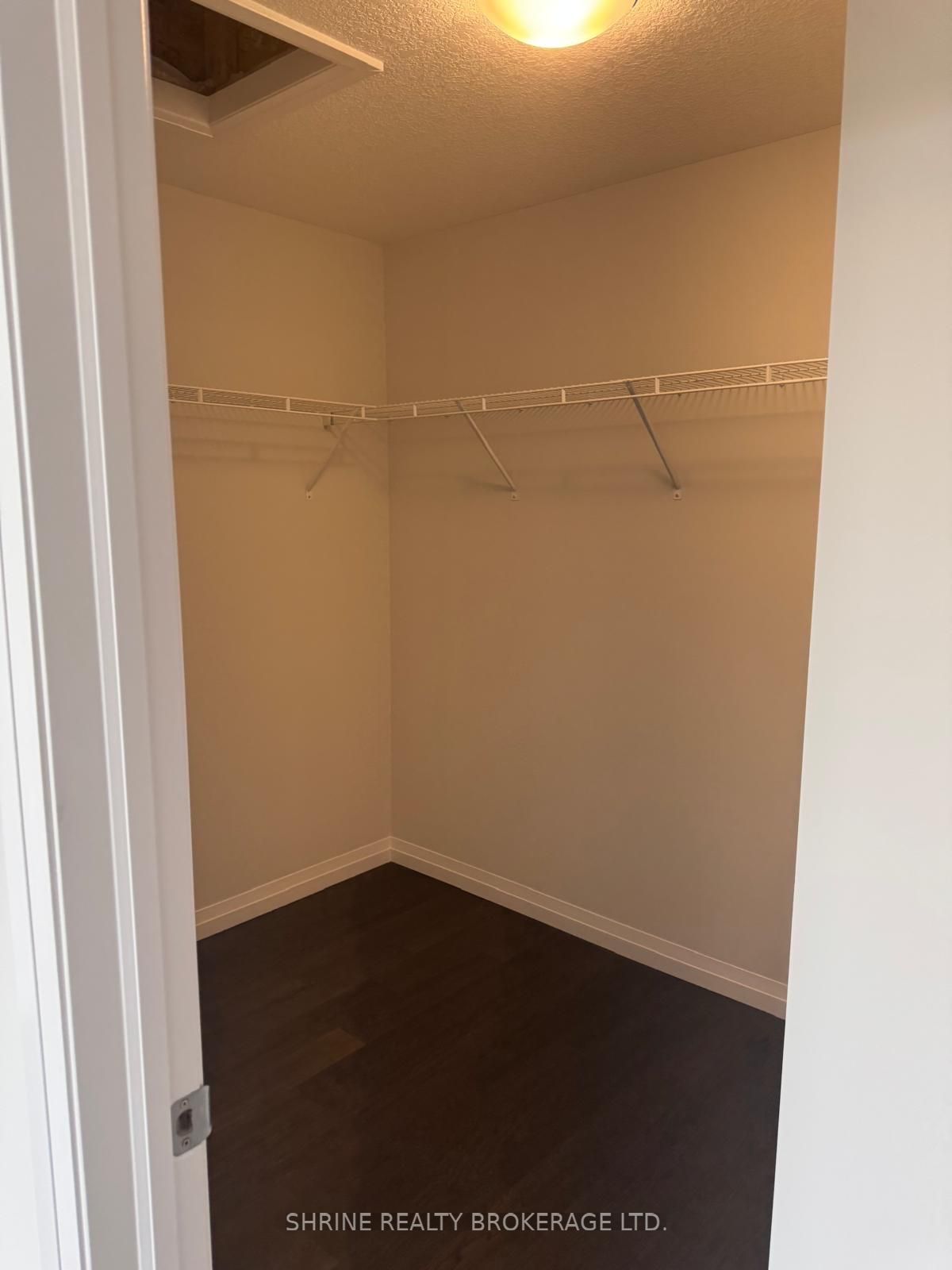 6945 Heathwoods Avenue Property Photo 6