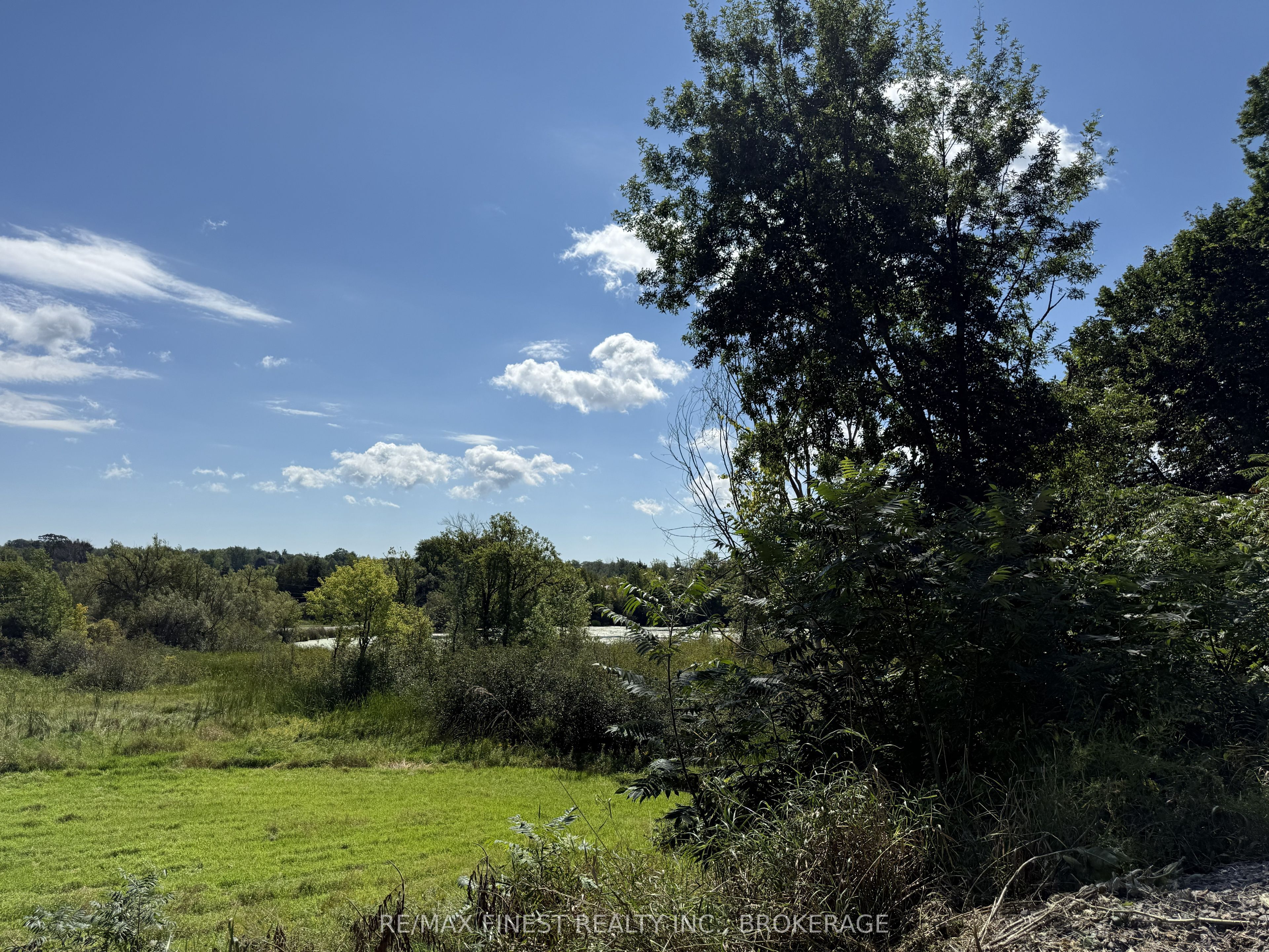 2539 Isle Of Man Road Property Photo 18