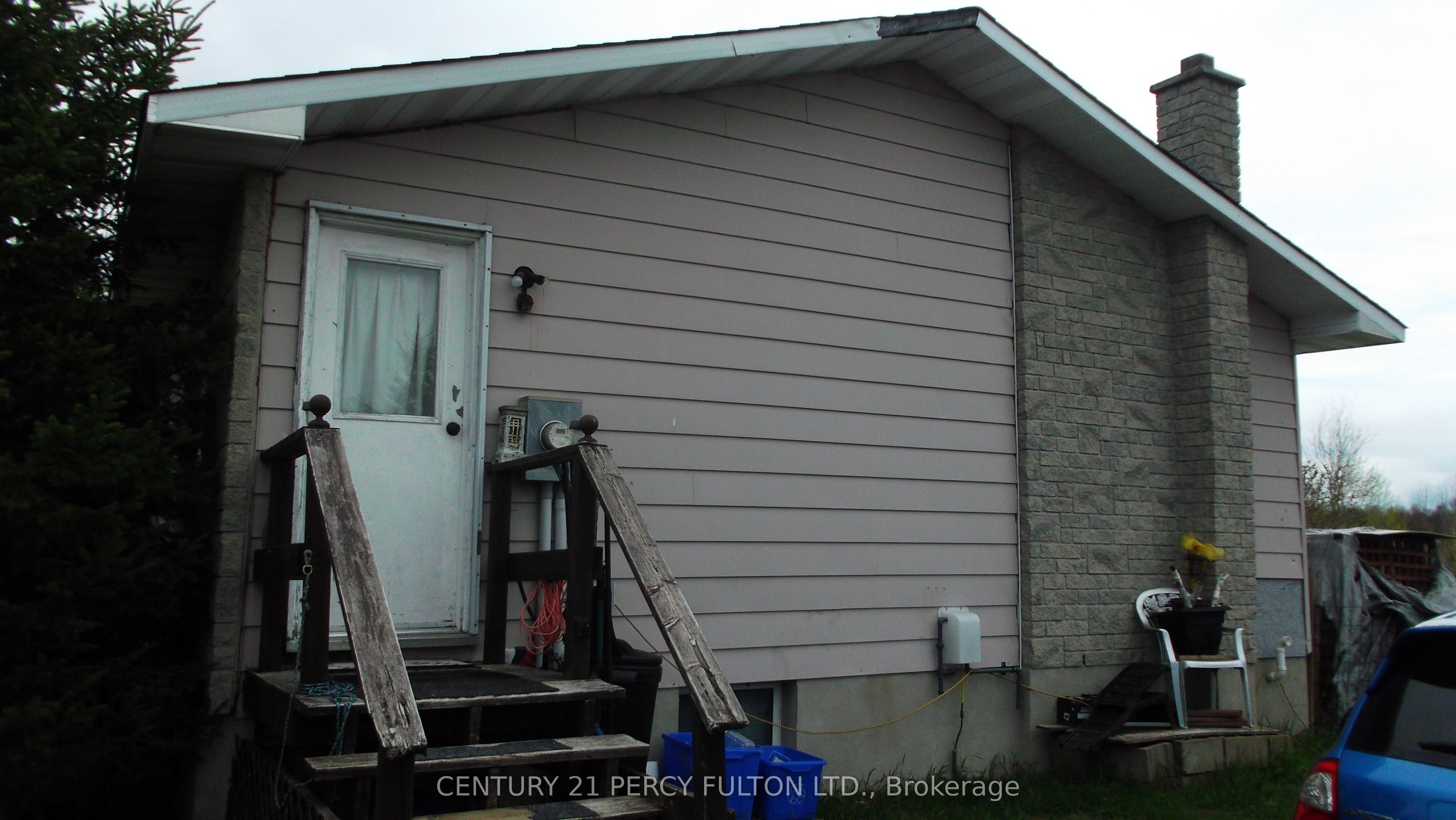 1343-b Chenaux Road Property Photo 12