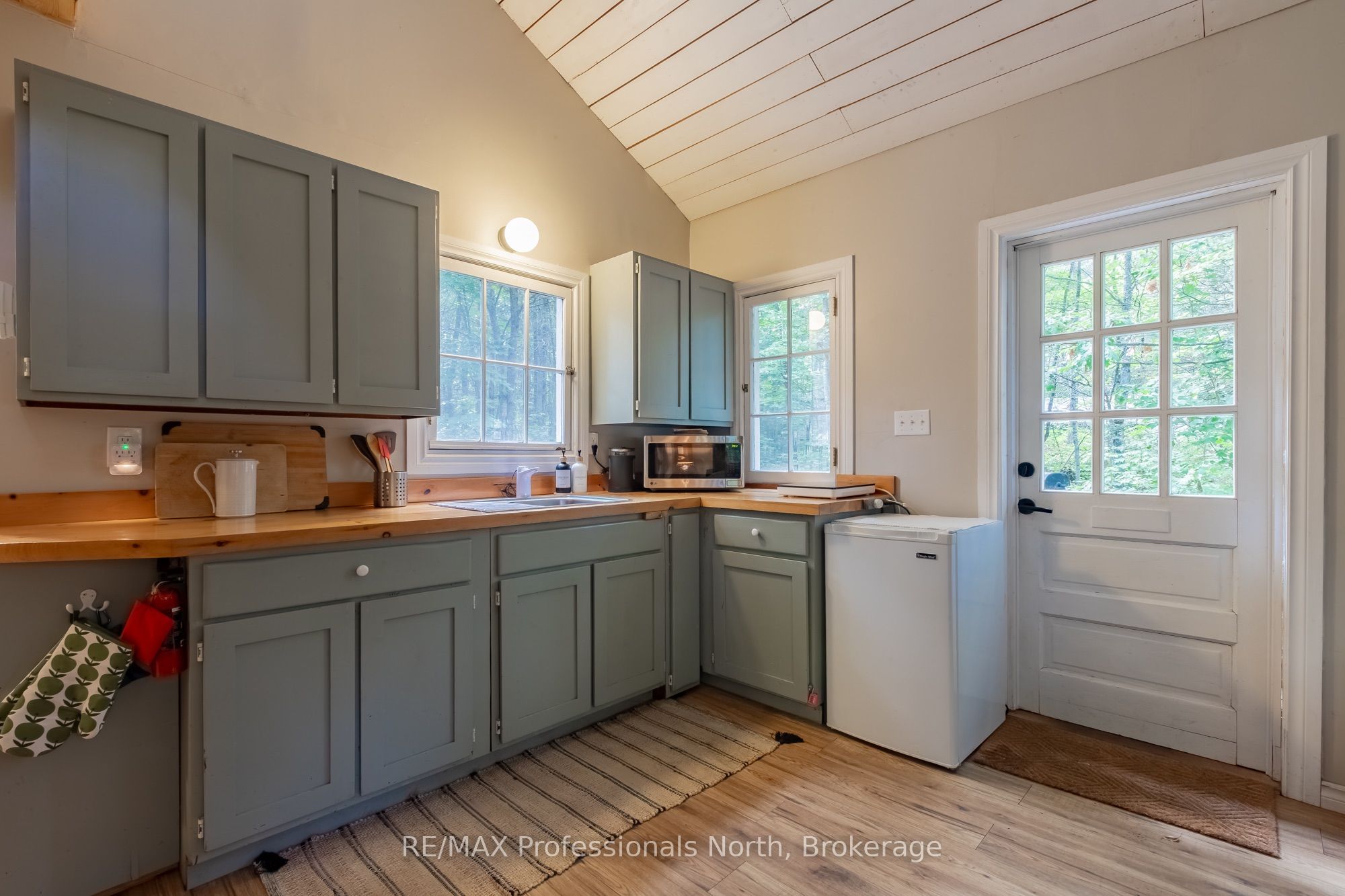 1547 North Pickerel Lake Road Property Photo 28