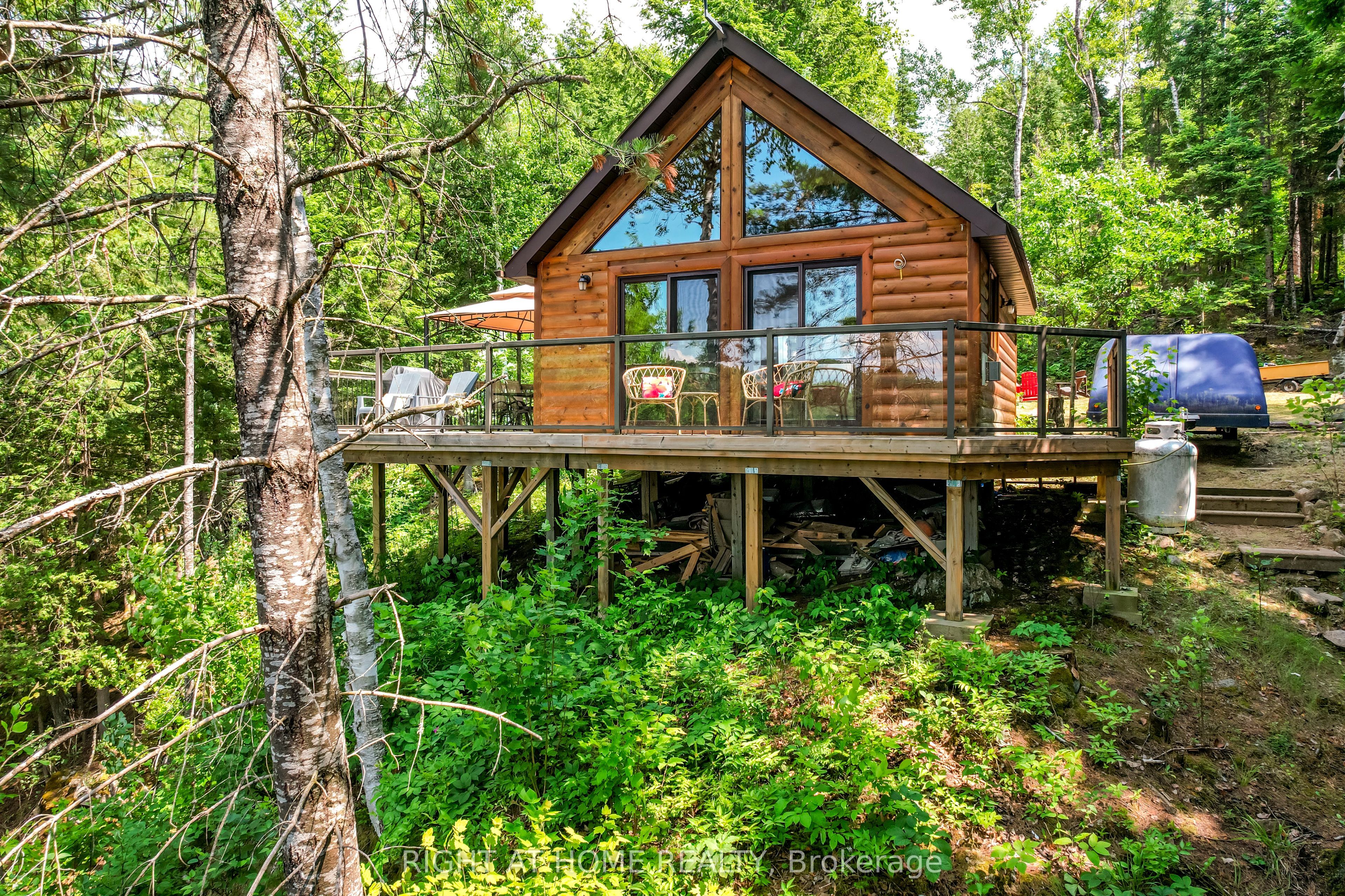 592 Moccasin Lake Road Property Photo 2
