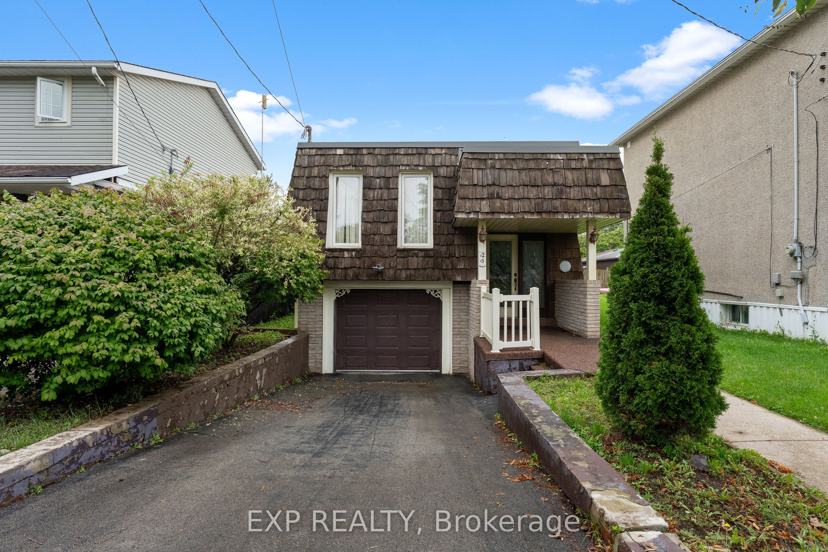 23 Classic Avenue Property Photo 1