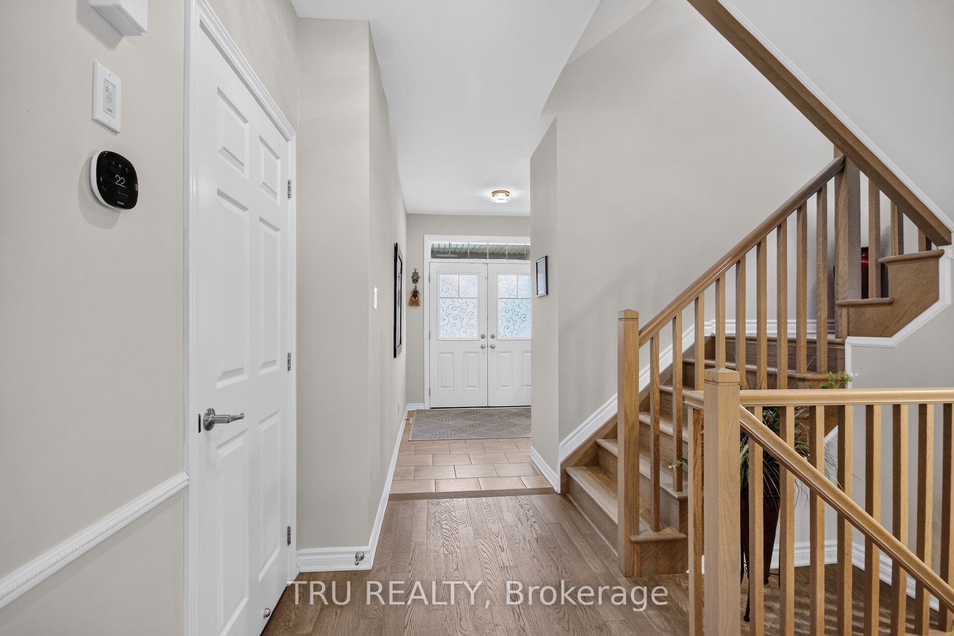 641 Parade Drive Property Photo 4