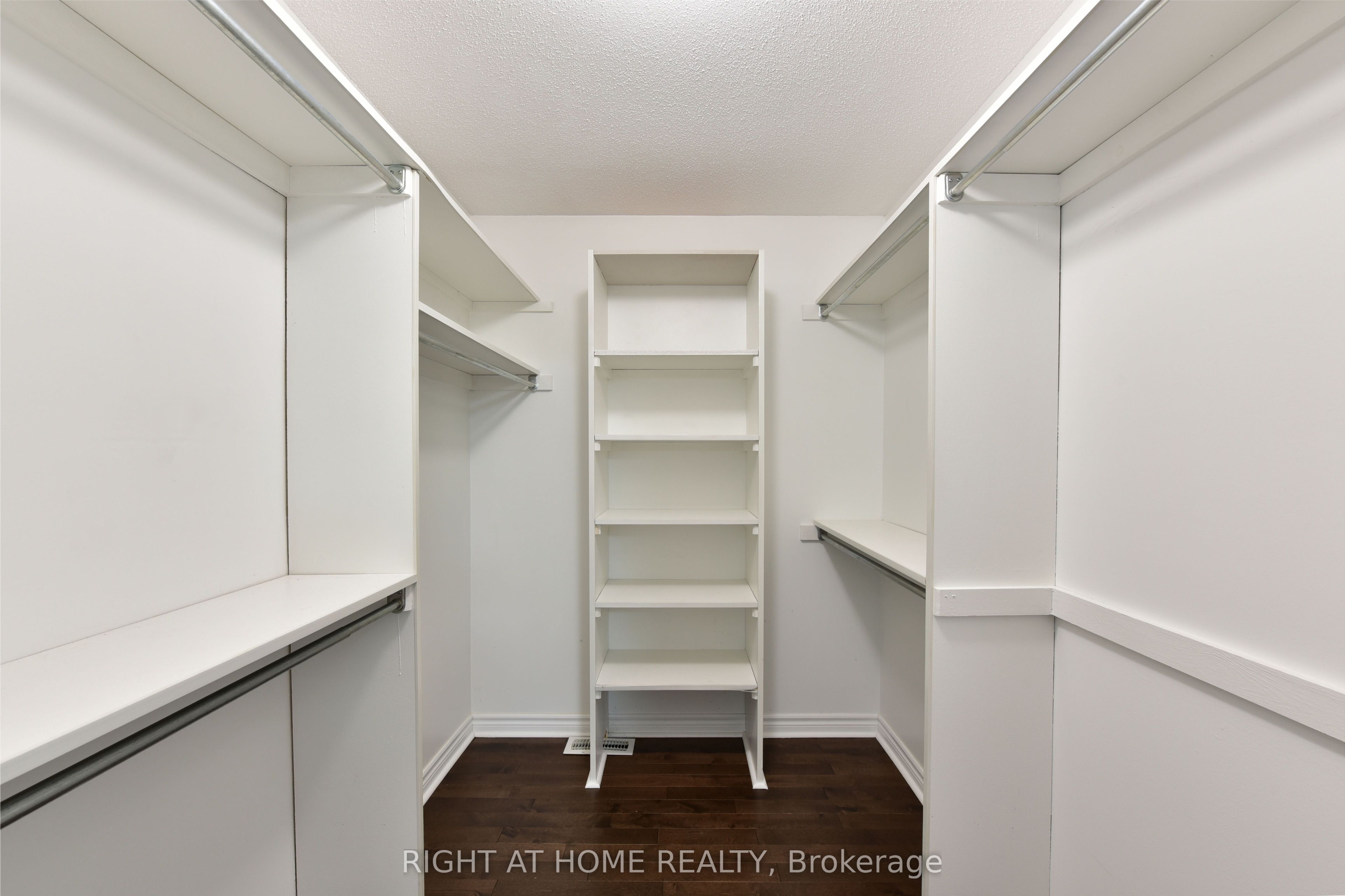 3 Joseph Circle Property Photo 28