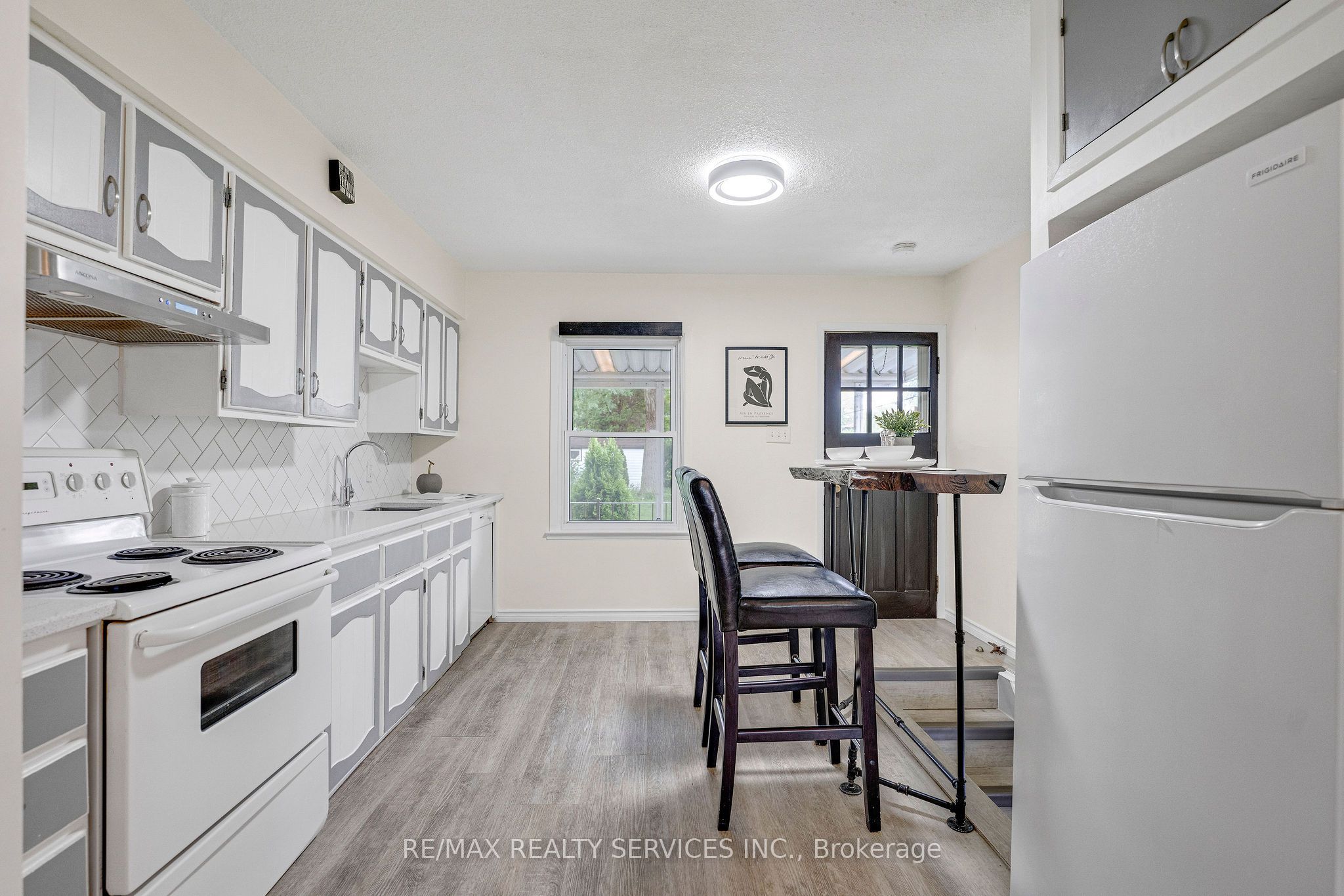 6289 Atlee Street Property Photo 7