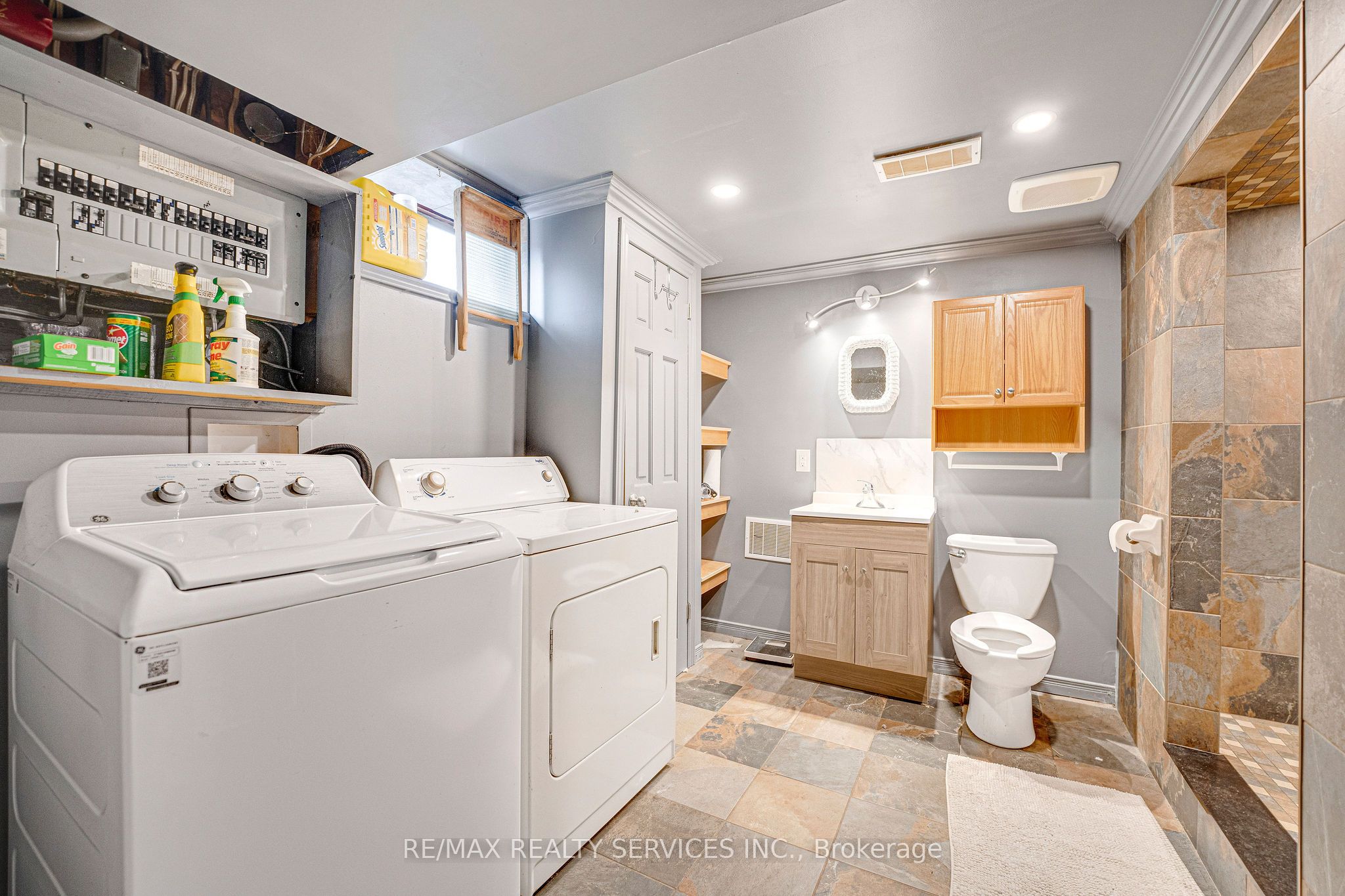 6289 Atlee Street Property Photo 22