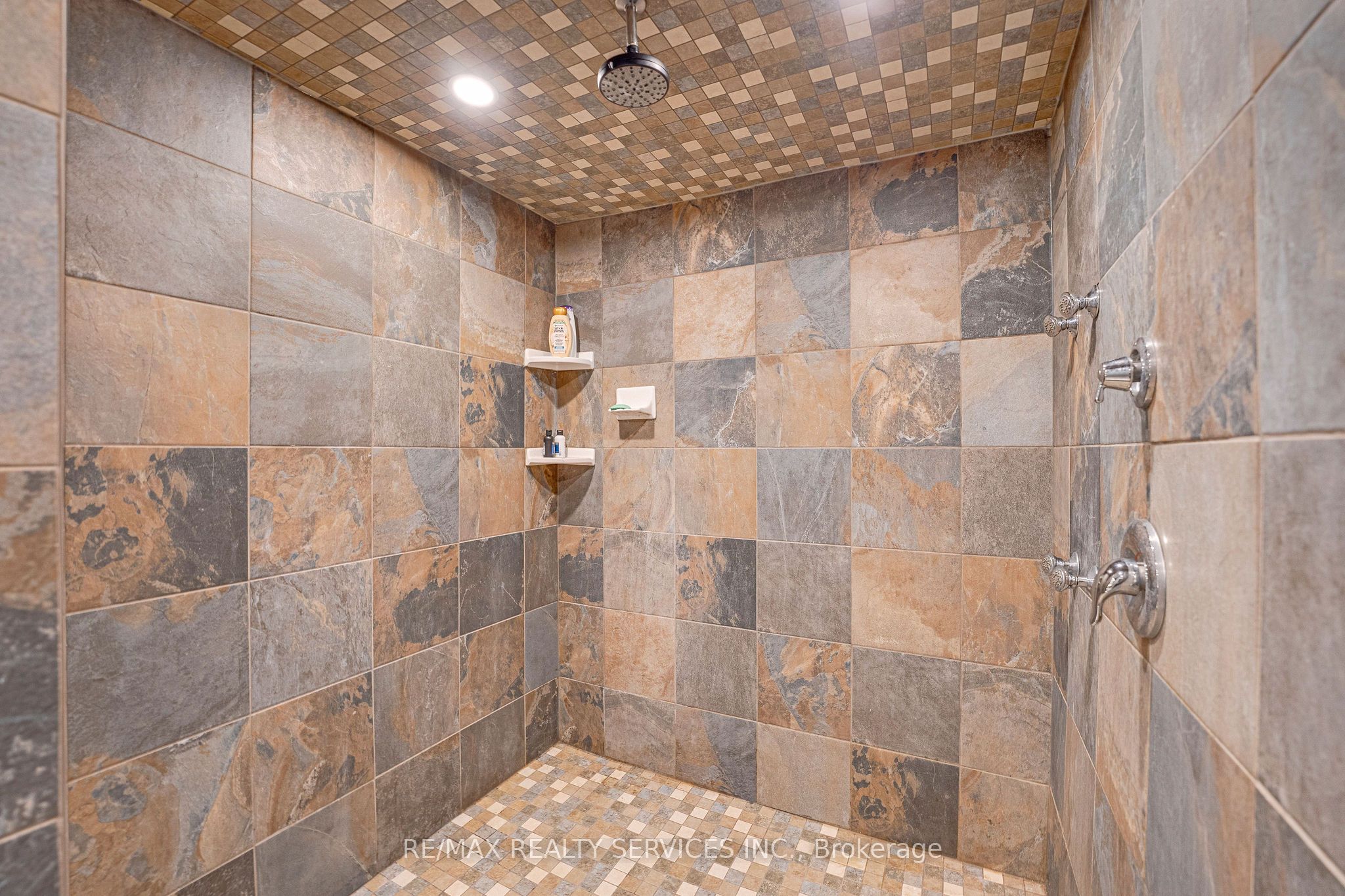 6289 Atlee Street Property Photo 24