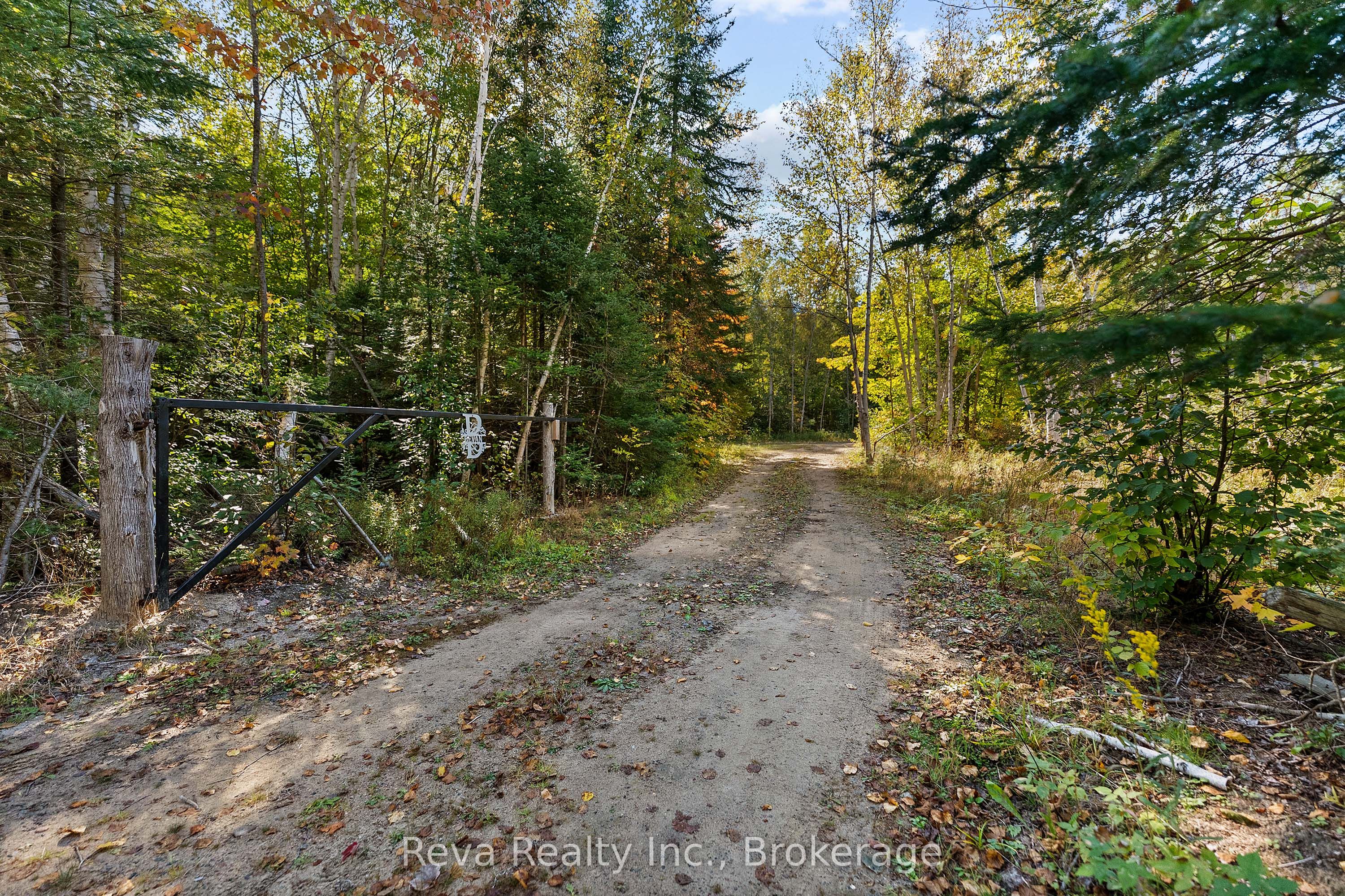 219 Elgin Road Property Photo 2