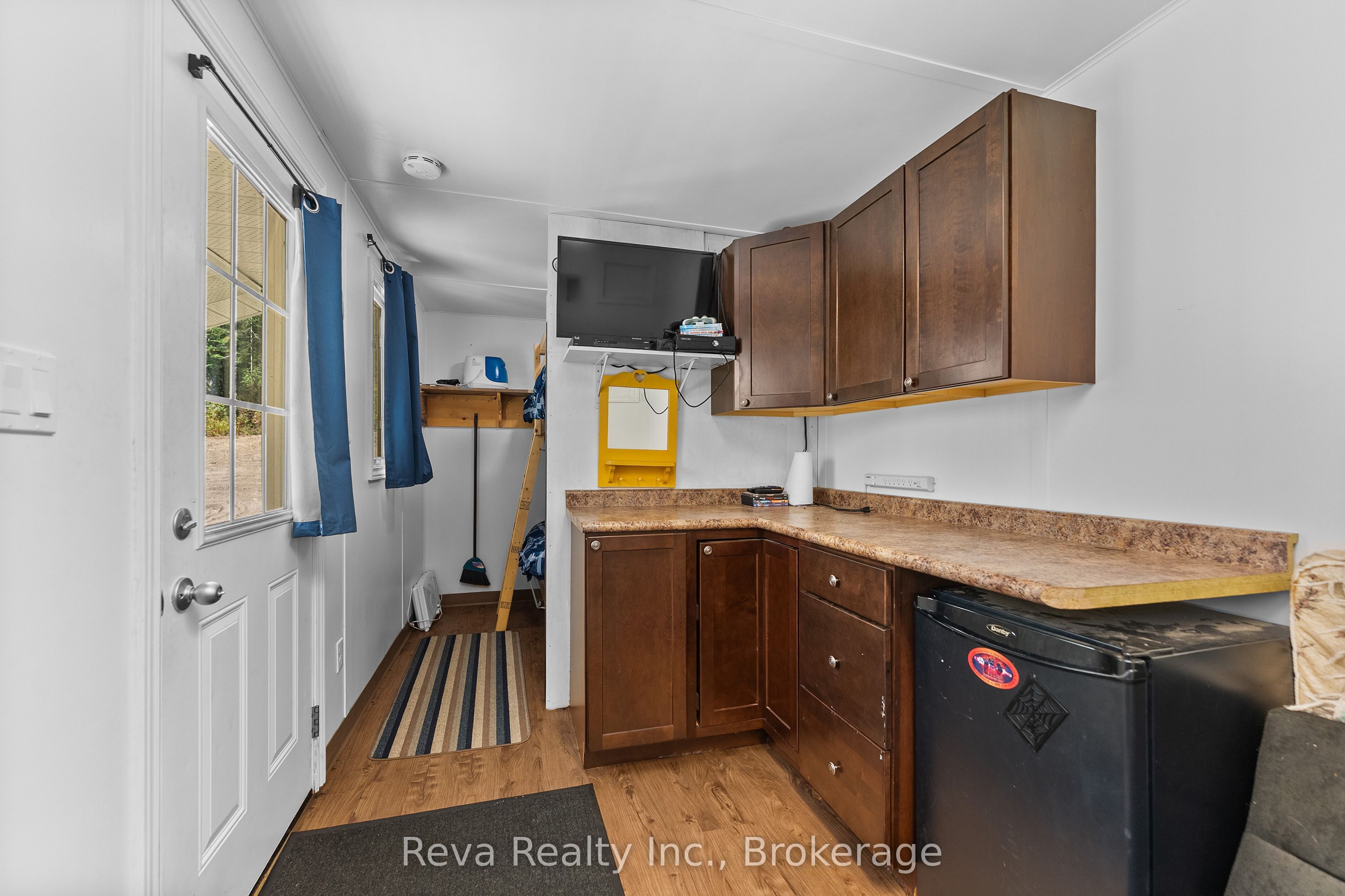 219 Elgin Road Property Photo 12