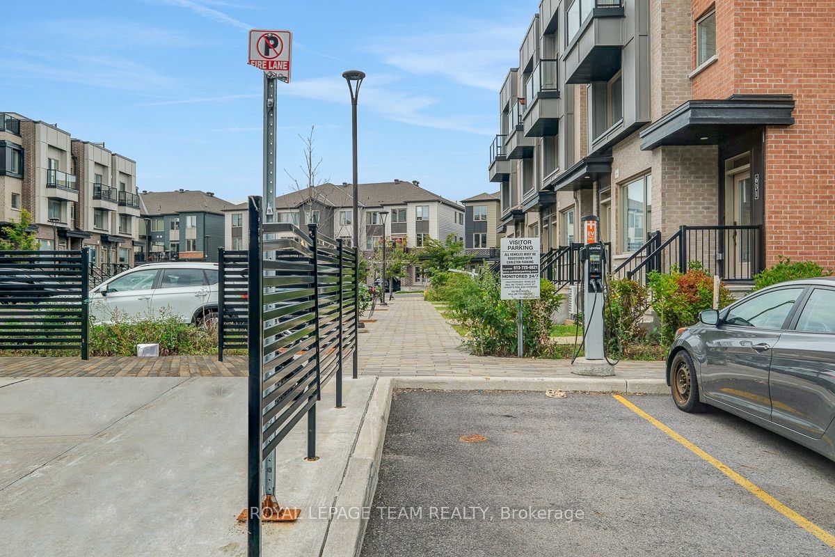 507 Takamose Private Property Photo 27