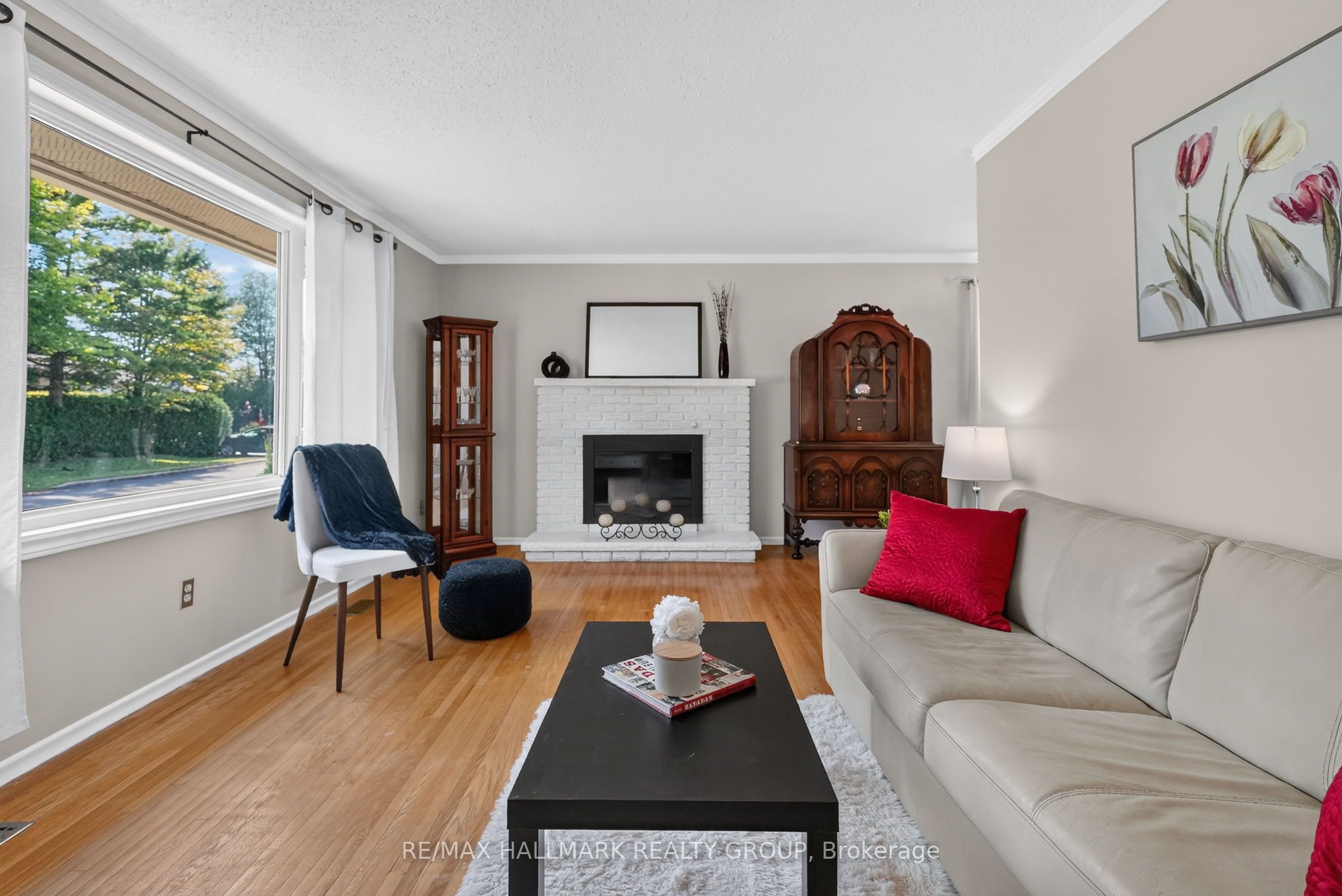 157 Lacroix Avenue Property Photo 4
