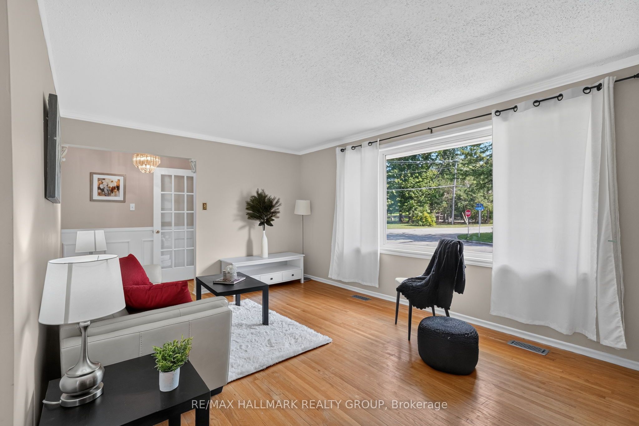 157 Lacroix Avenue Property Photo 6