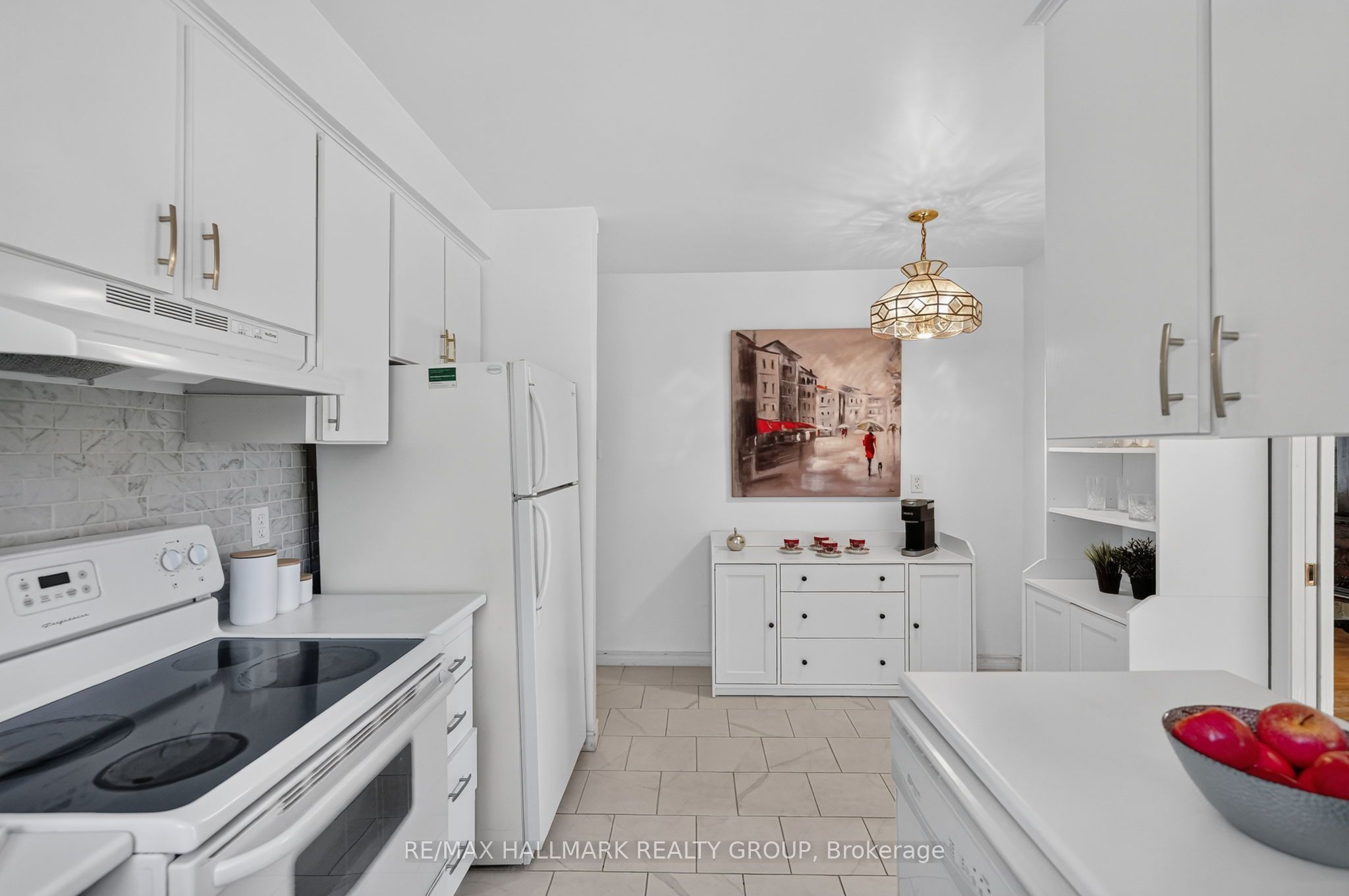 157 Lacroix Avenue Property Photo 11