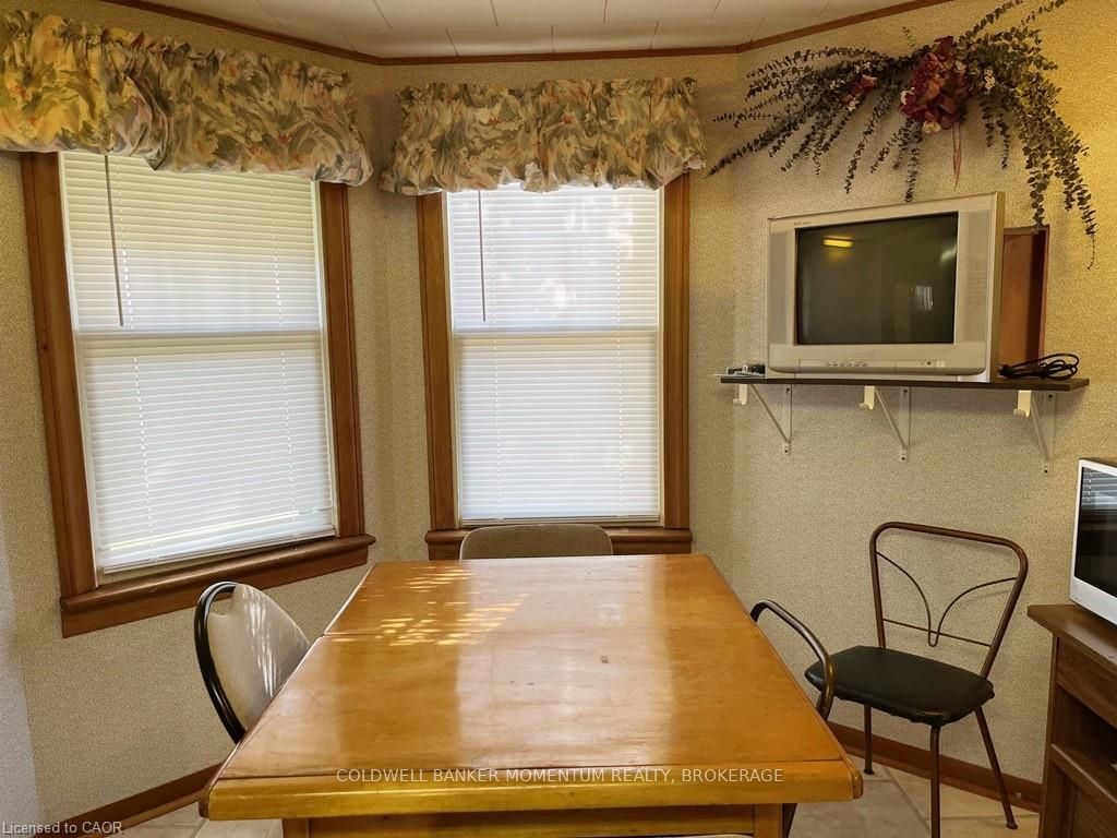 1-5 Priddle Drive Property Photo 9
