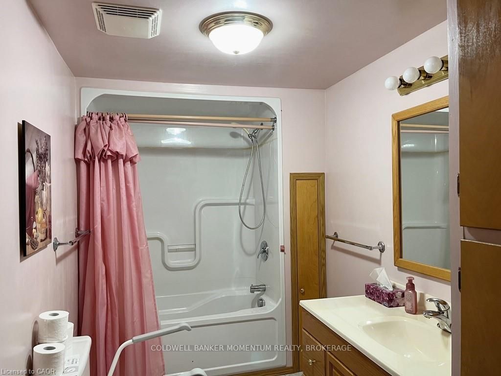 1-5 Priddle Drive Property Photo 16