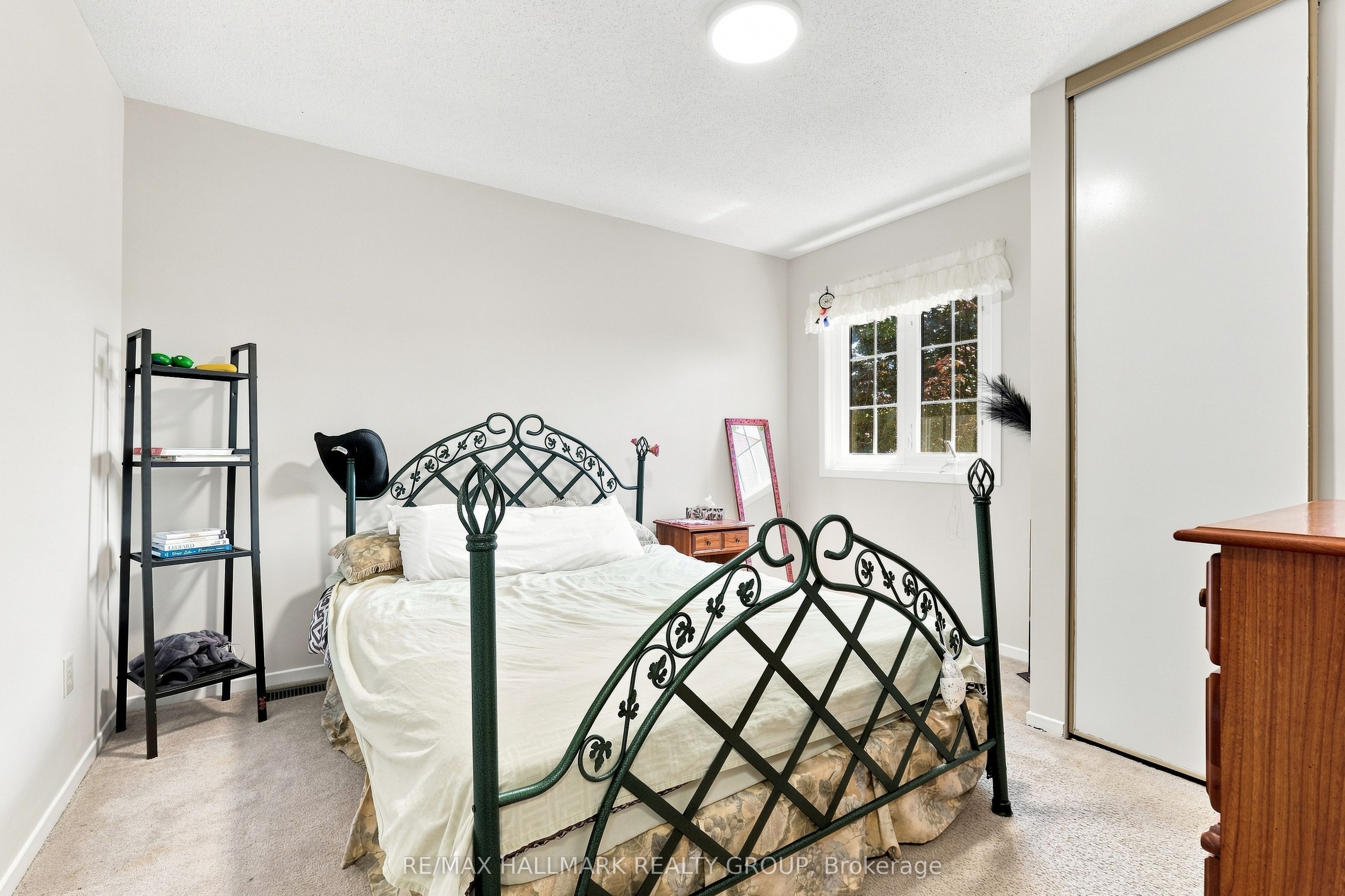 609 Tourelle Drive Property Photo 24