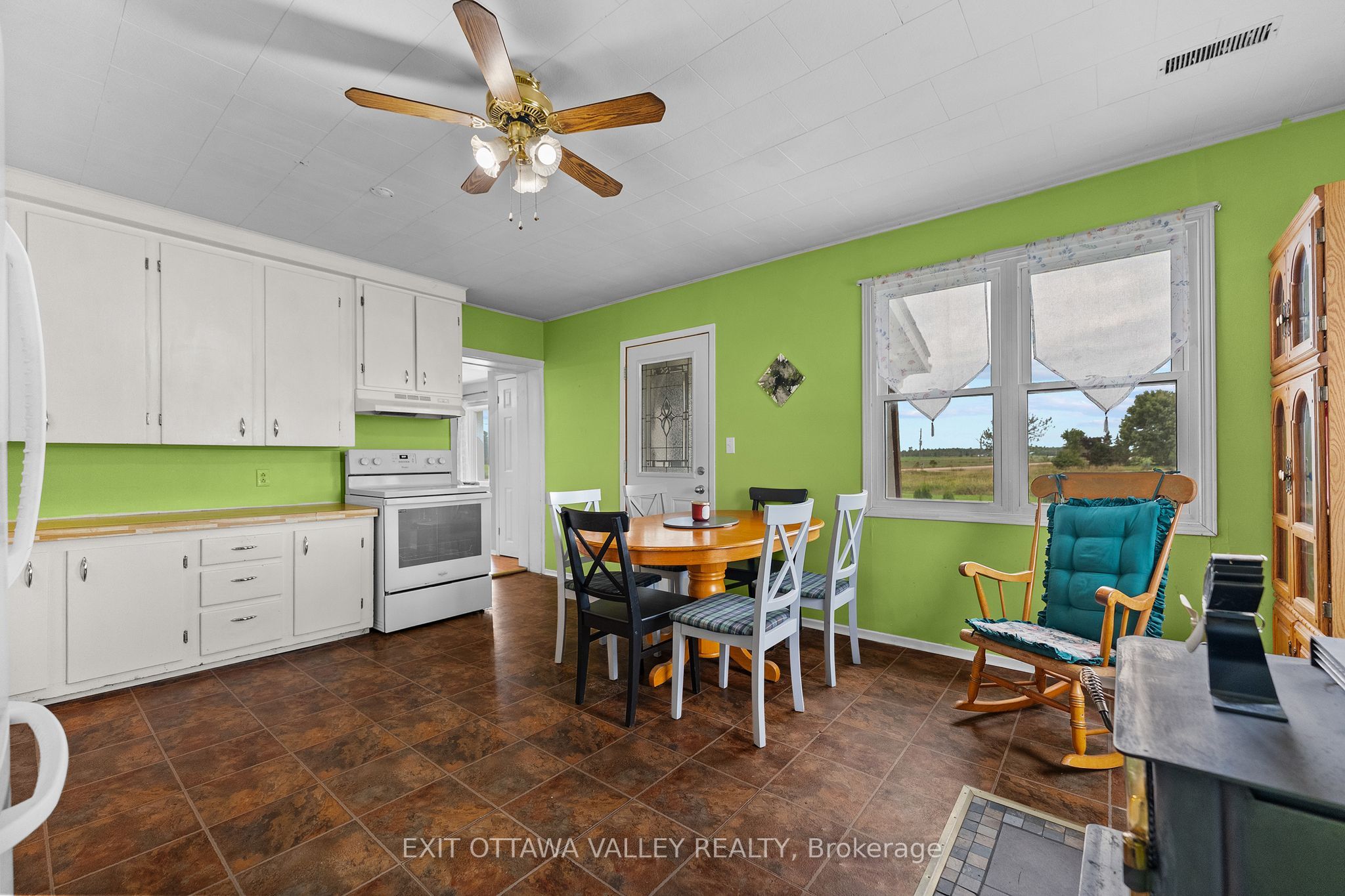 38922 41 Highway Property Photo 10