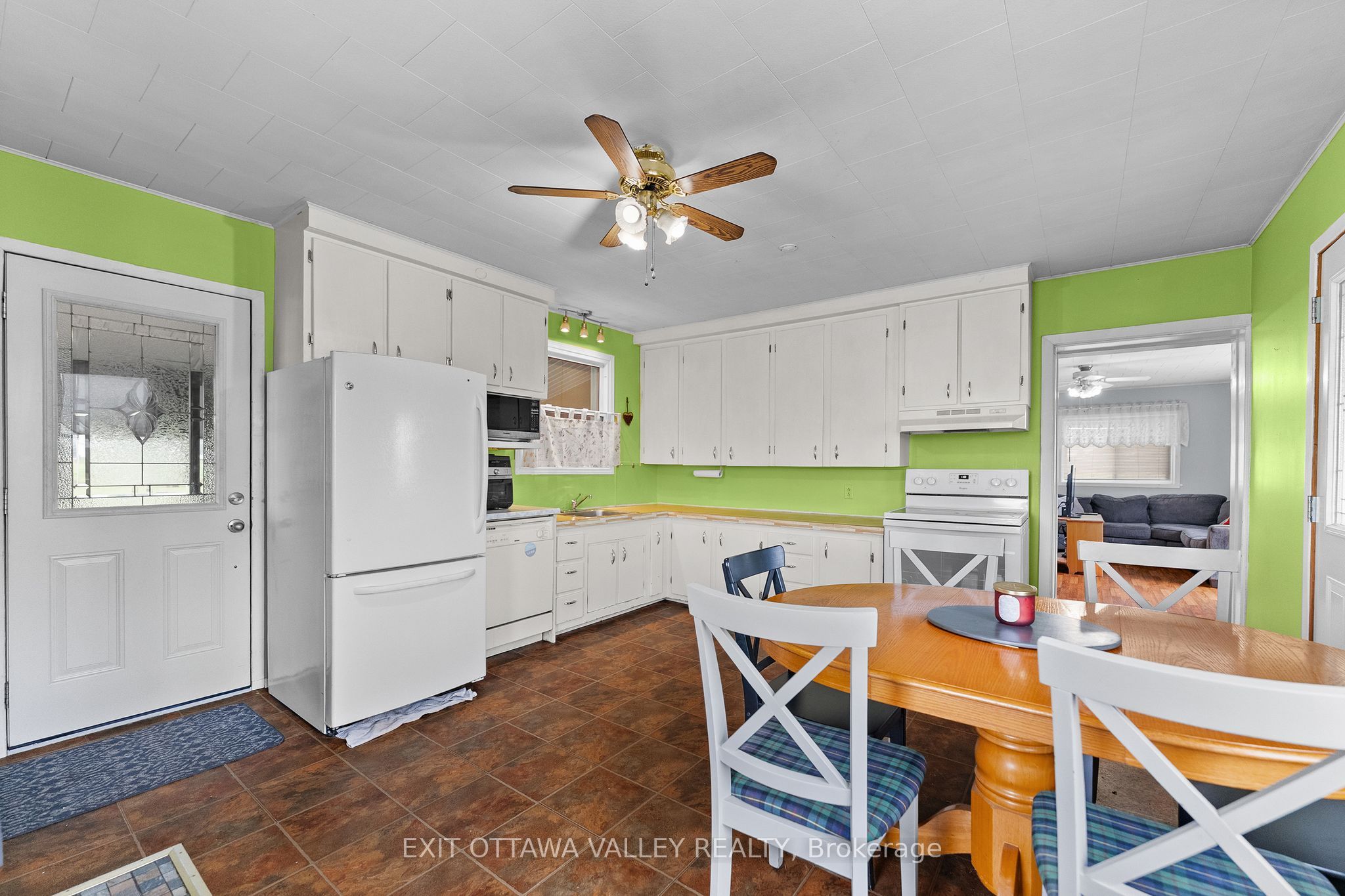38922 41 Highway Property Photo 11