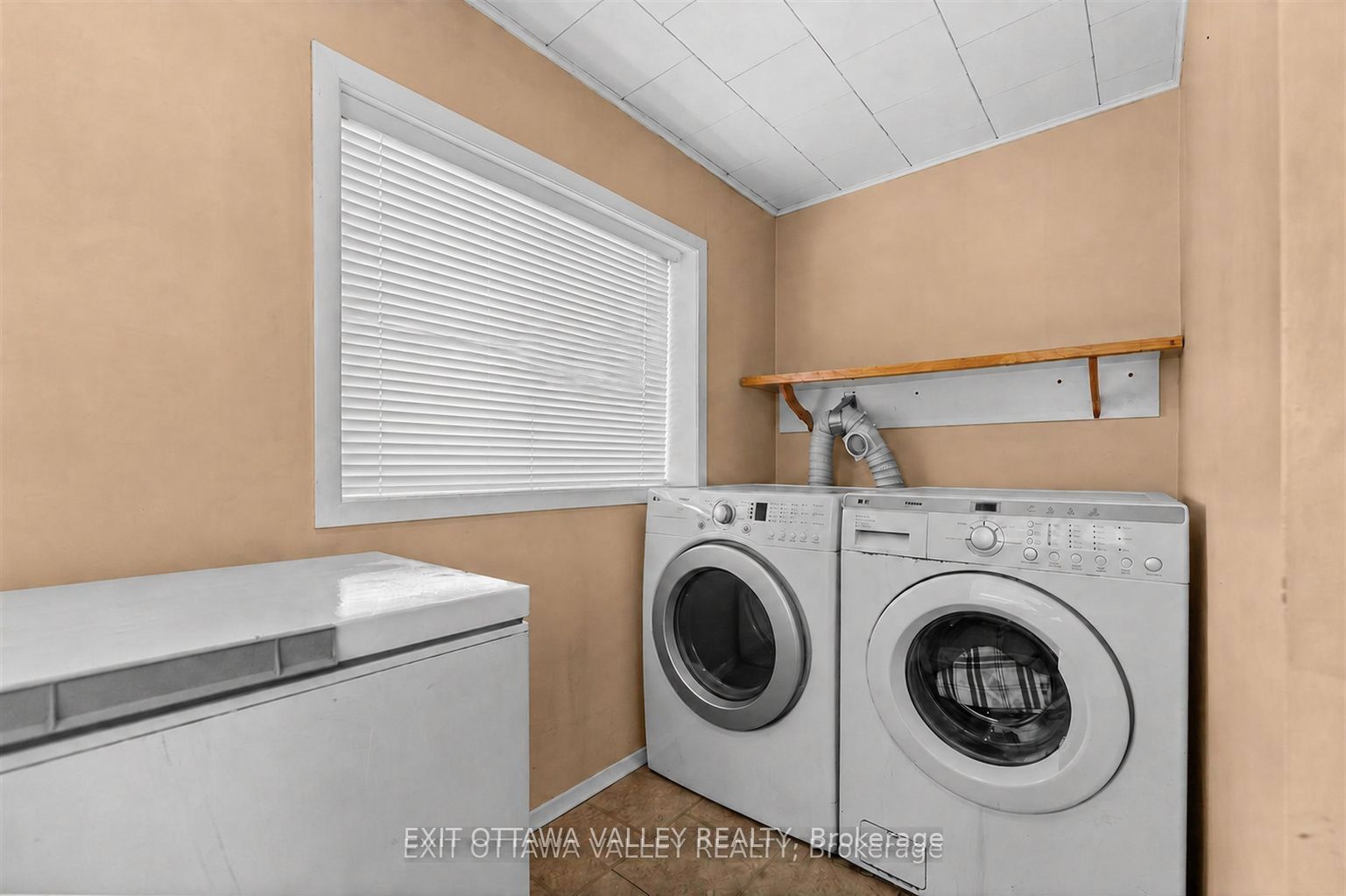38922 41 Highway Property Photo 25