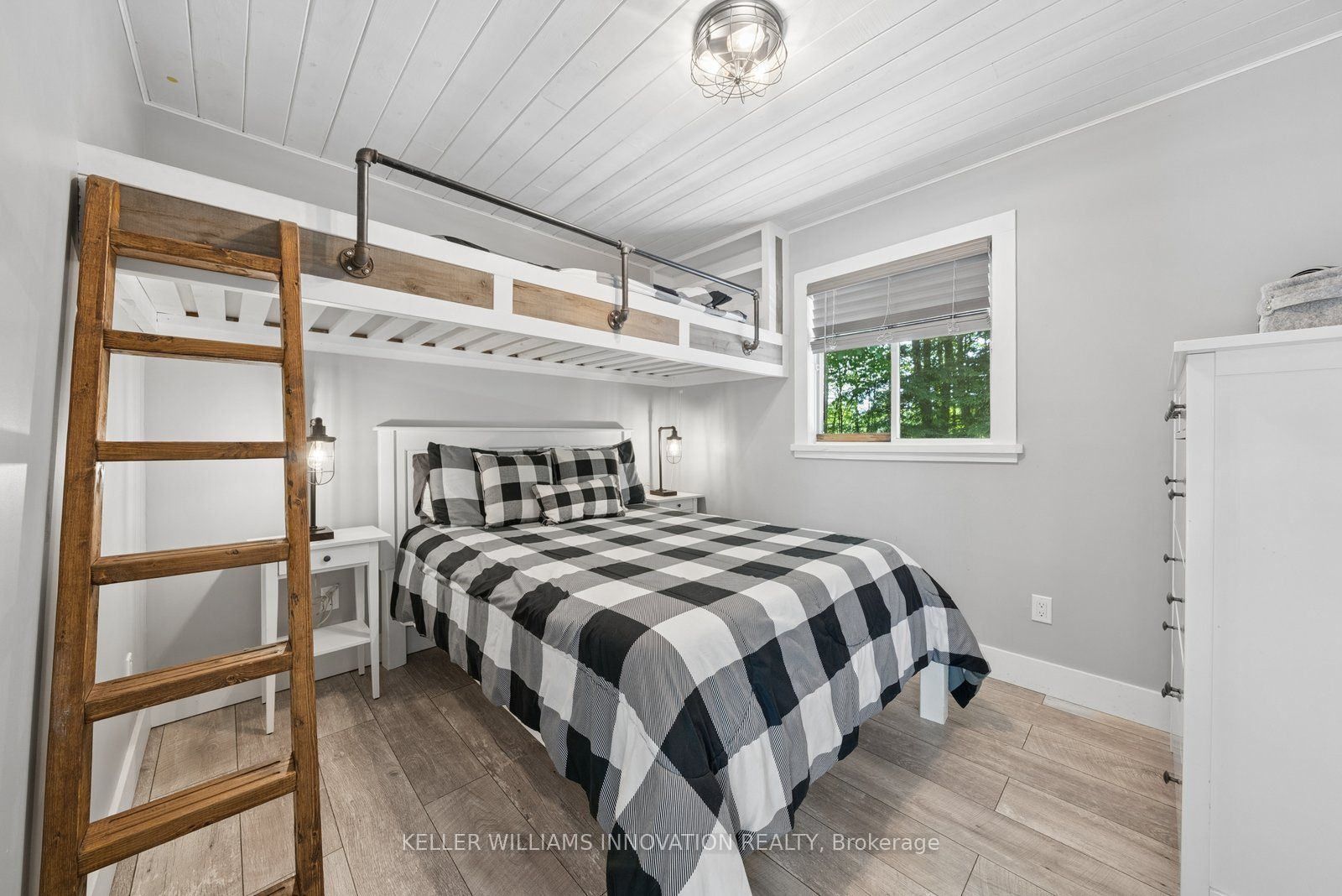 371 Skene Road Property Photo 17