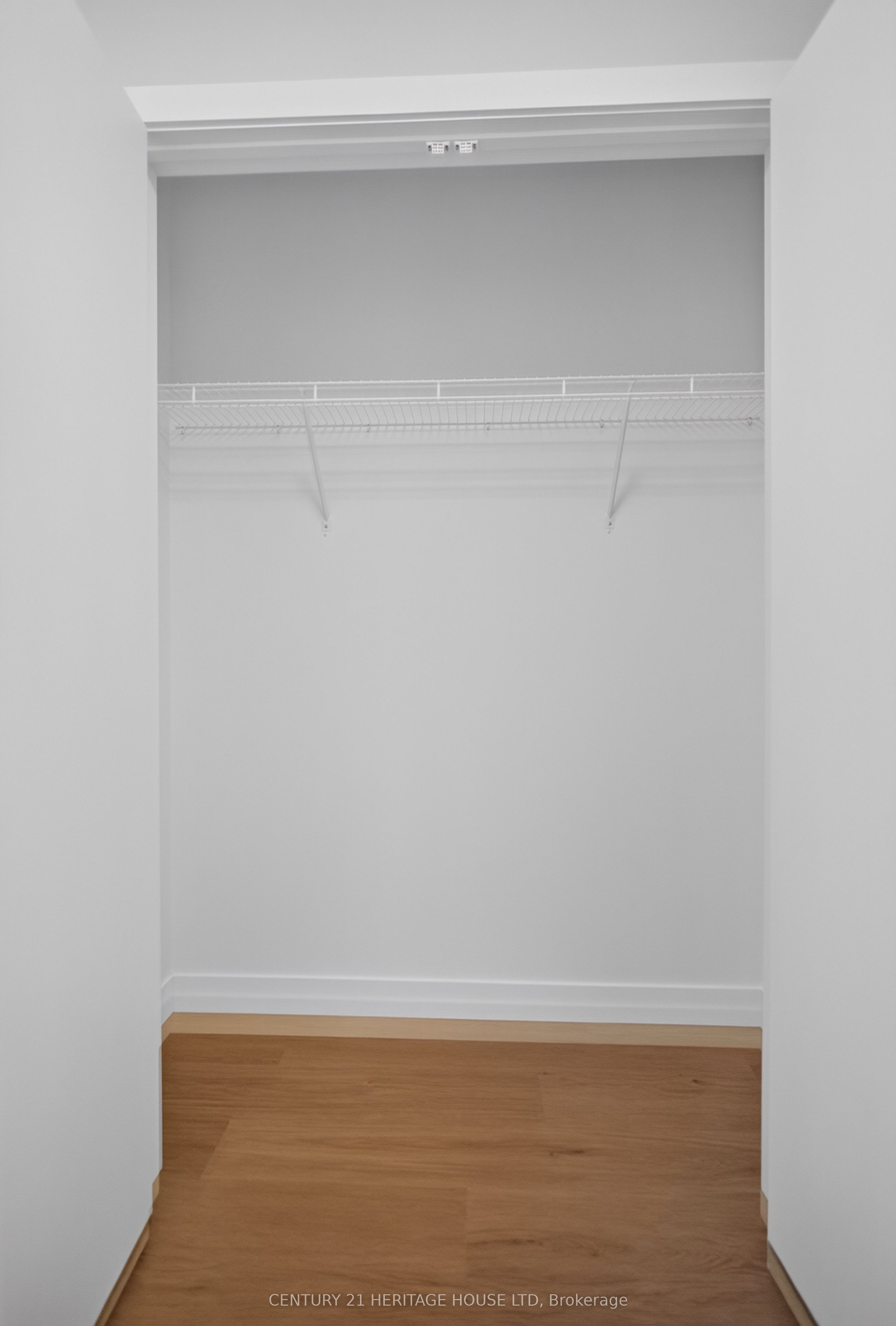 25 Kiln Lane E Property Photo 6