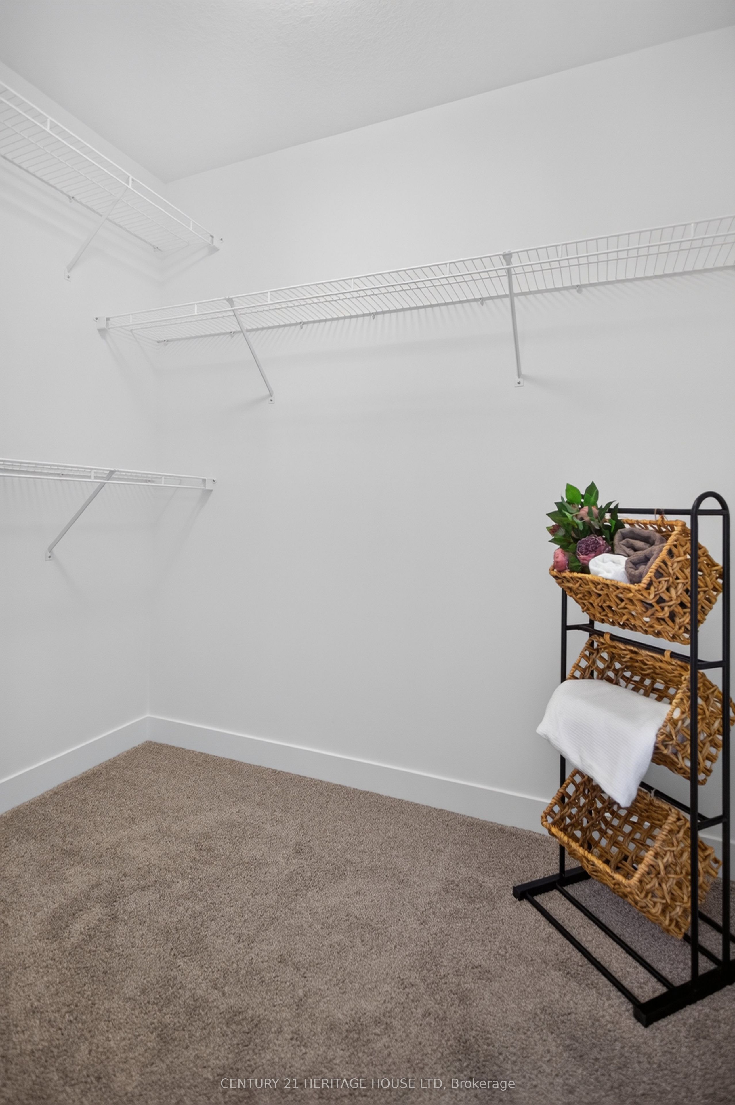 25 Kiln Lane E Property Photo 35