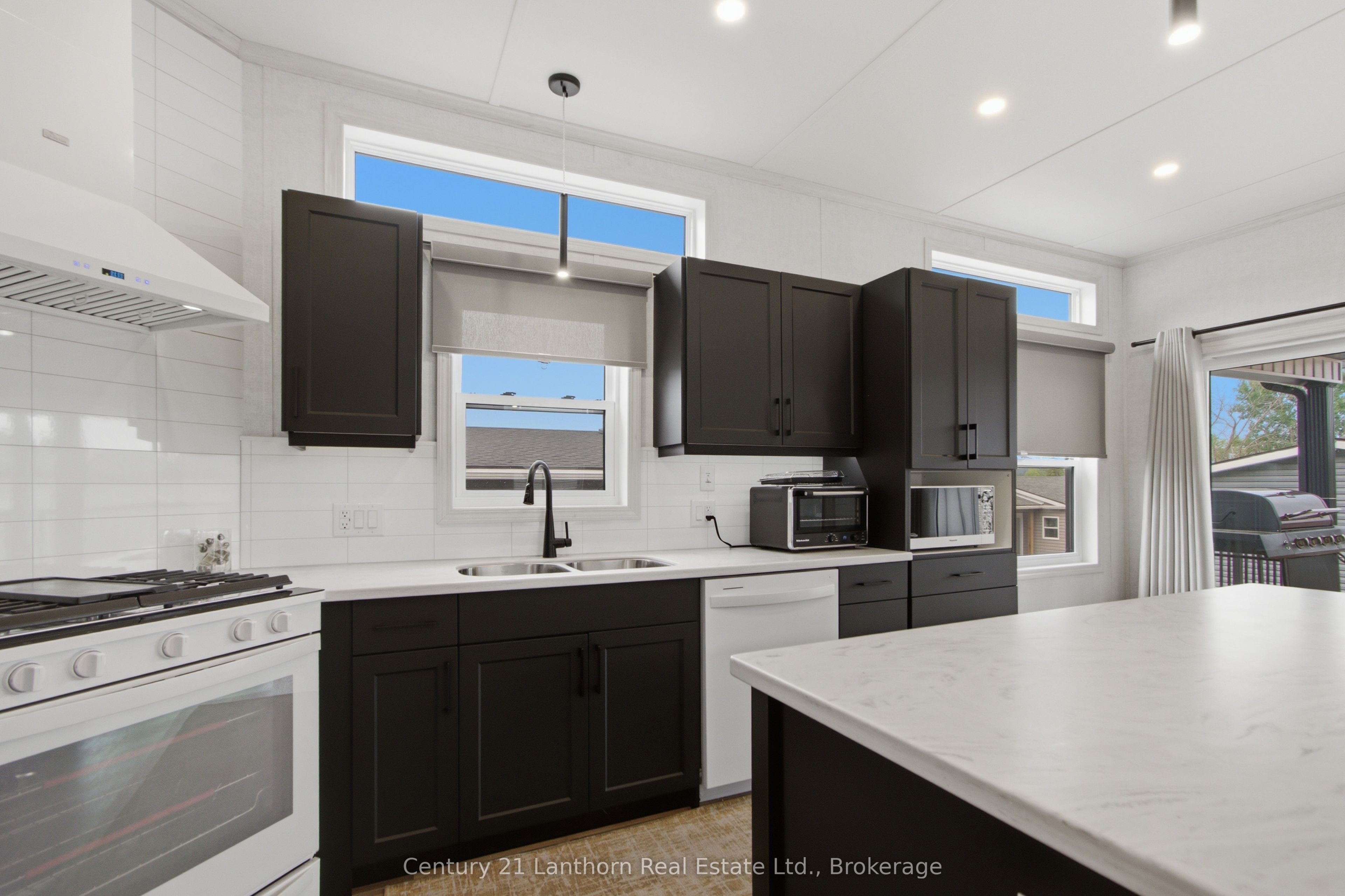 484 Frankford Stirling Road 25 Property Photo 13