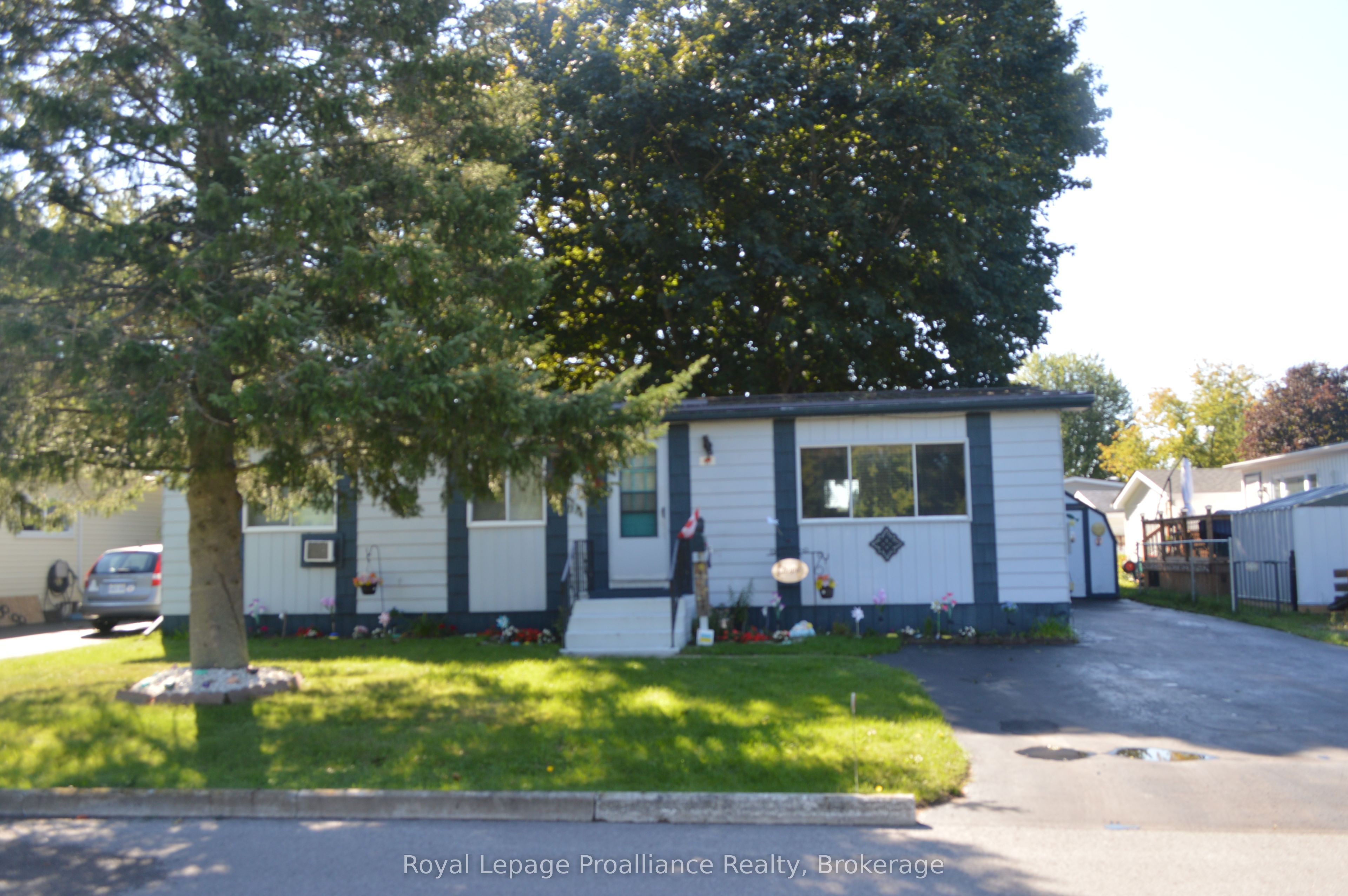 17 Warbler Lane Property Photo 1