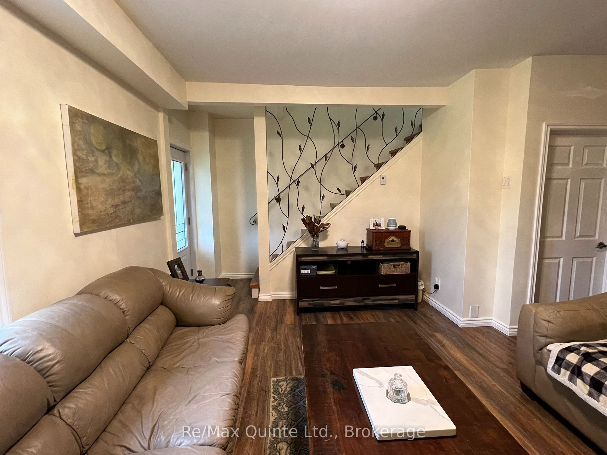 101 Roseland Drive Property Photo 13