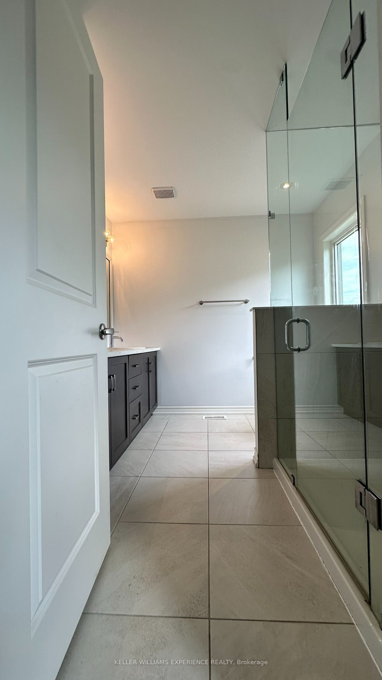 104 Addison Street Property Photo 23