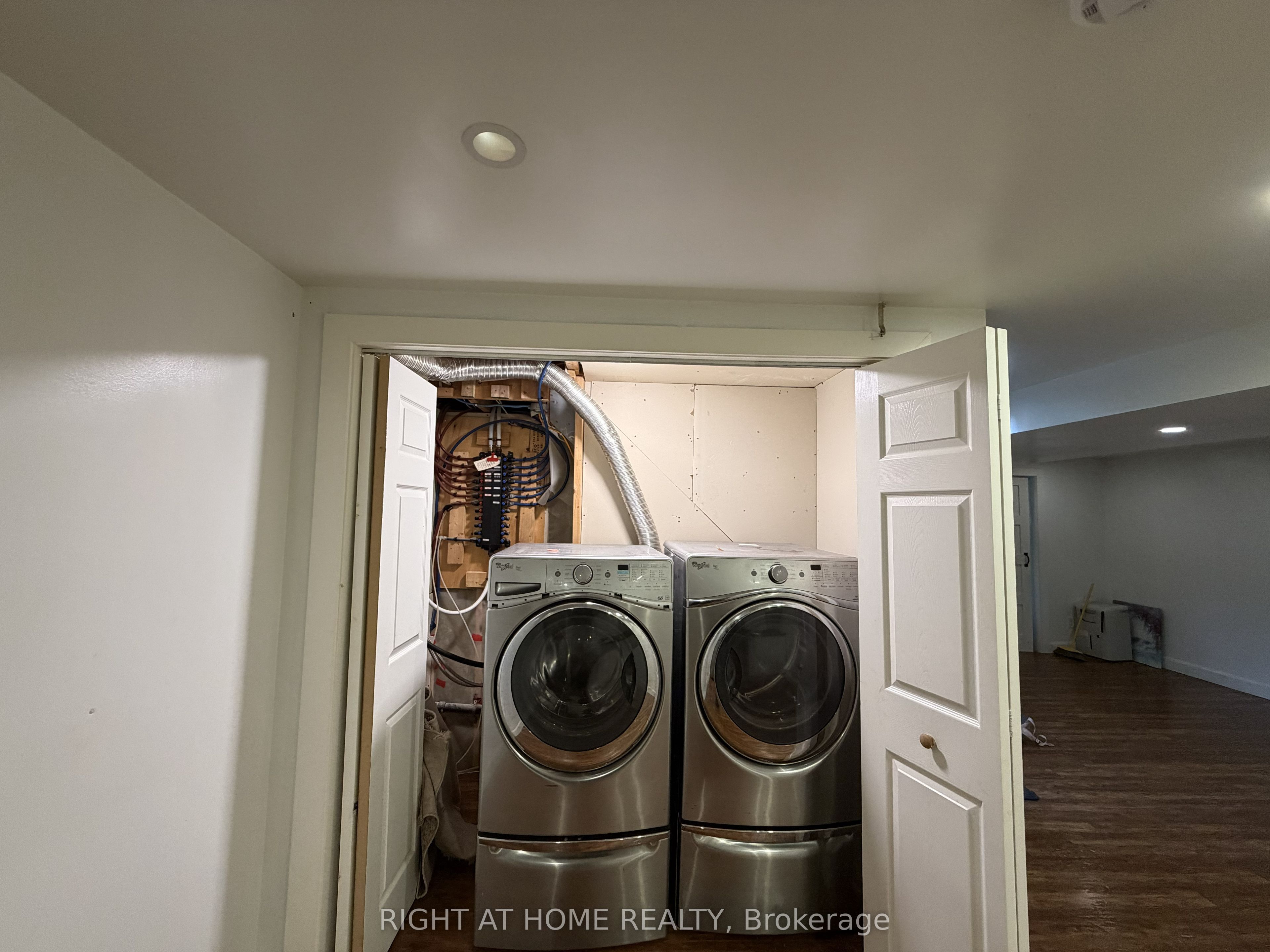 110 Muriel Crescent Property Photo 7