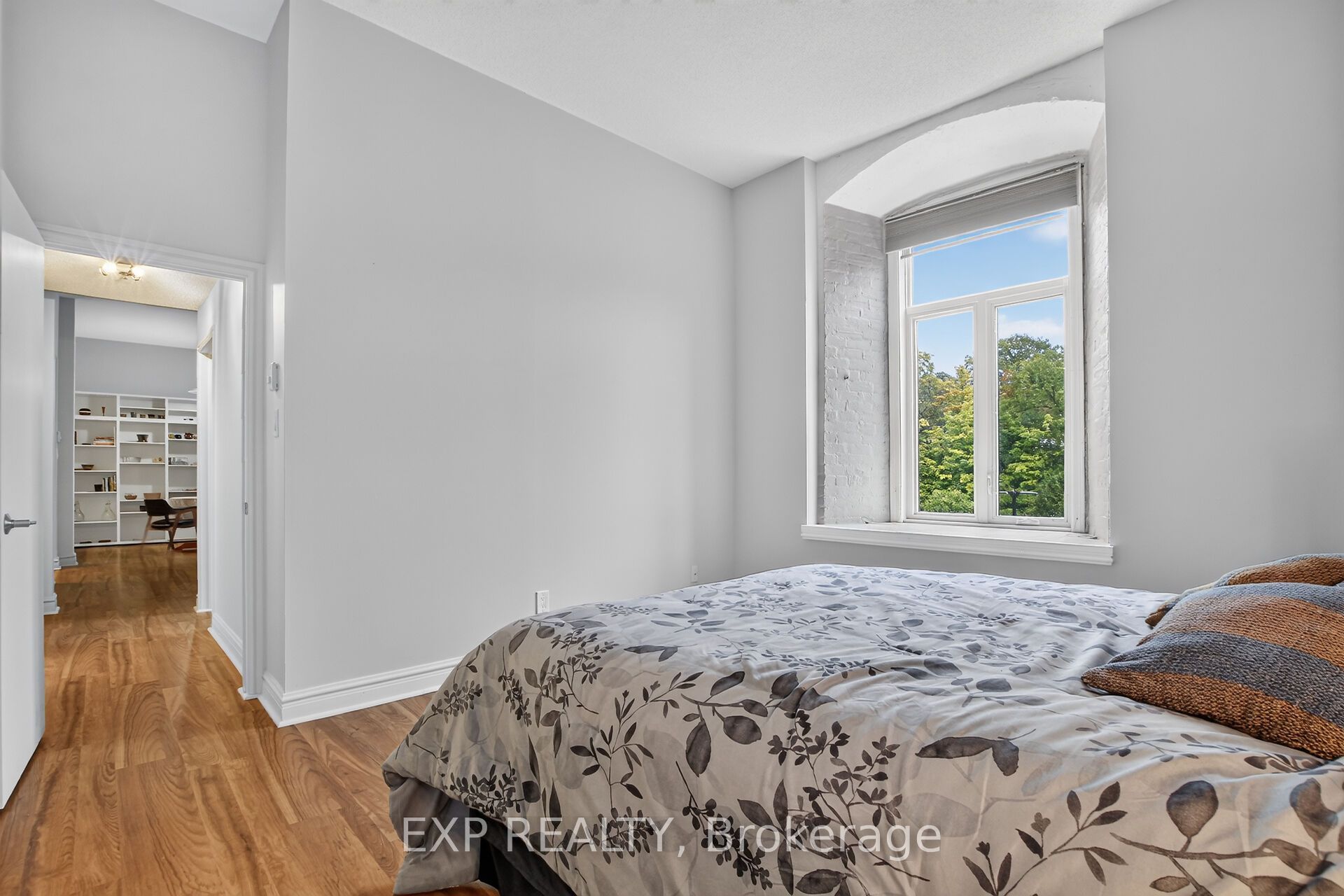 1 Rosamond Street E 405 Property Photo 19
