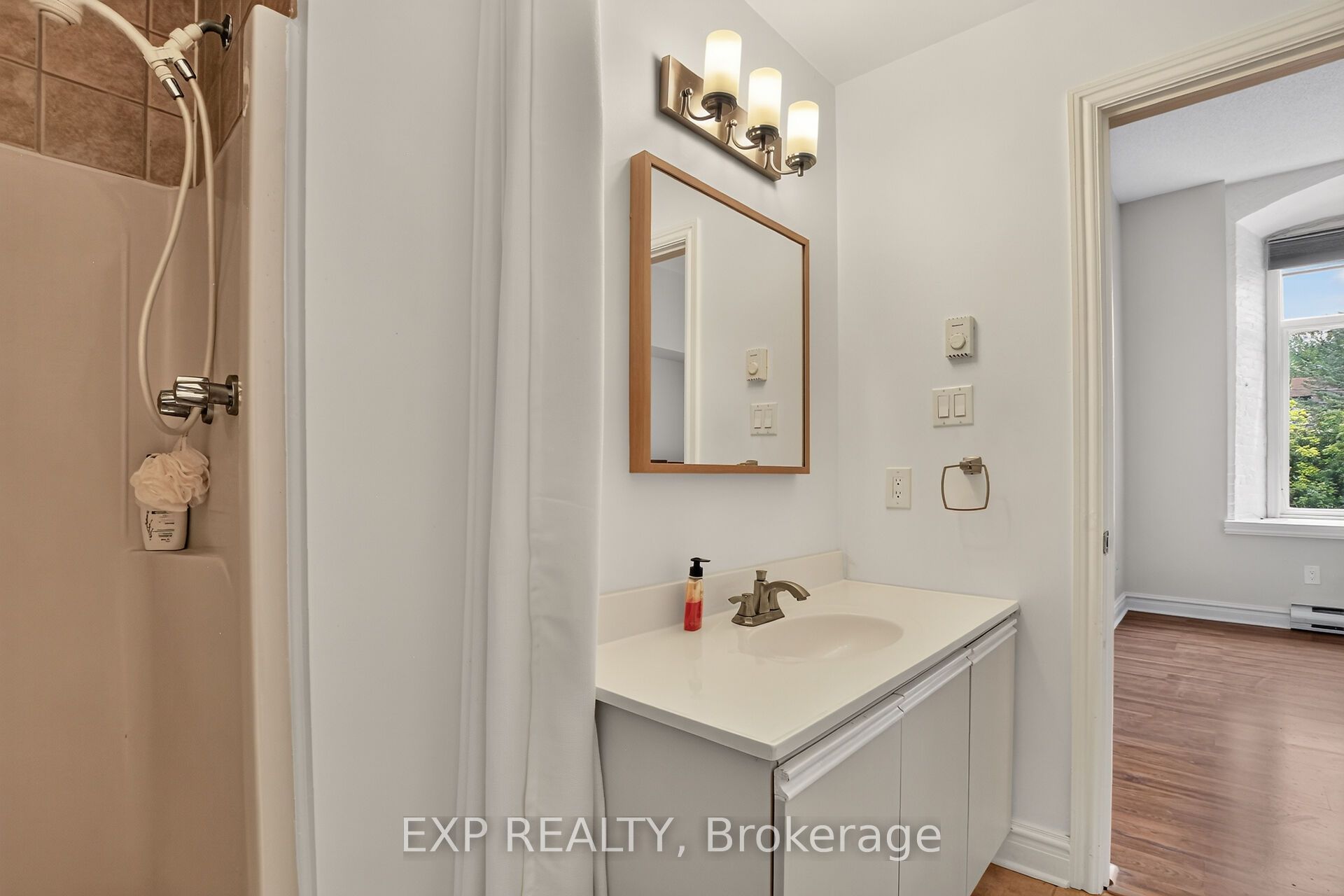 1 Rosamond Street E 405 Property Photo 21