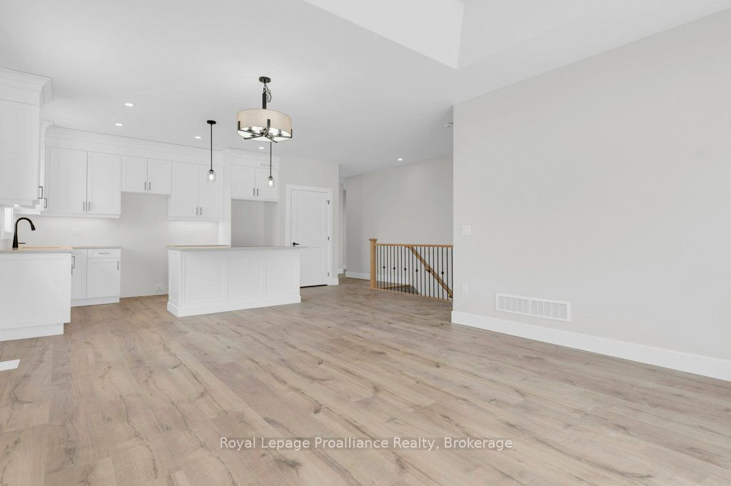10 Dunmor Street Property Photo 20