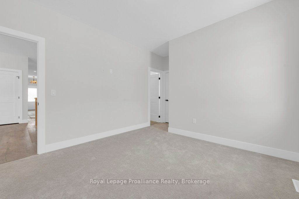 10 Dunmor Street Property Photo 23