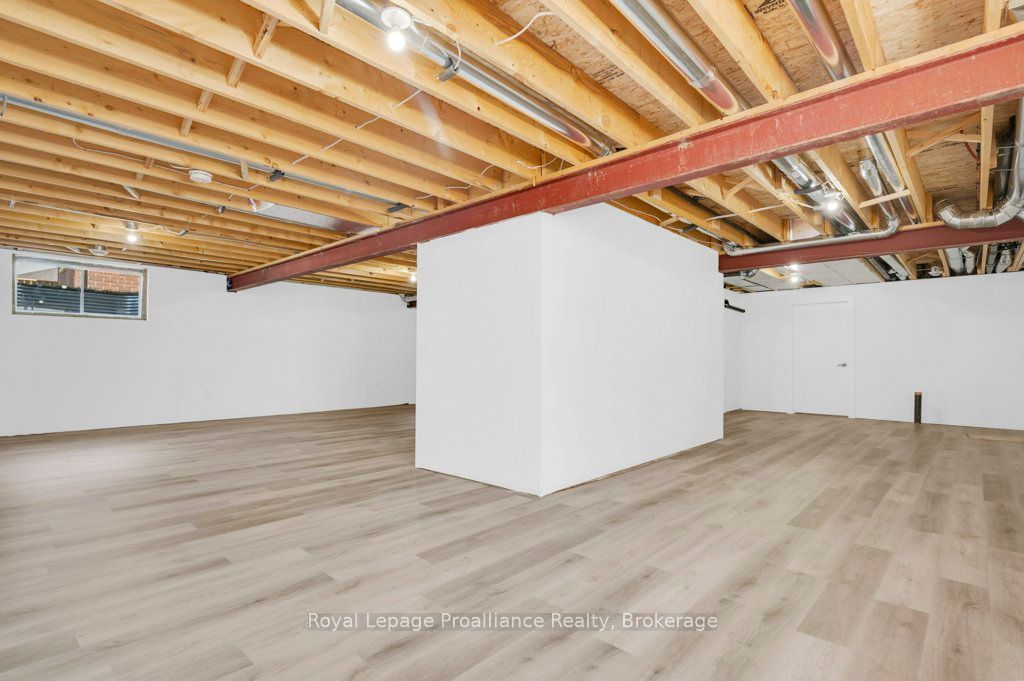 10 Dunmor Street Property Photo 29